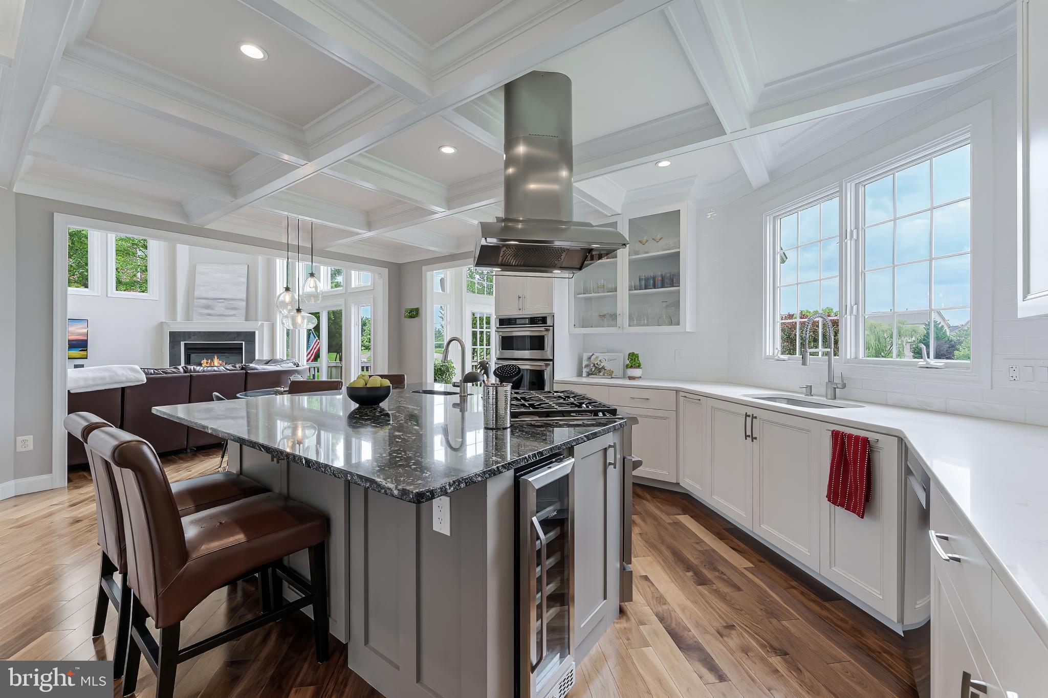 RIVER CREEK - Residential