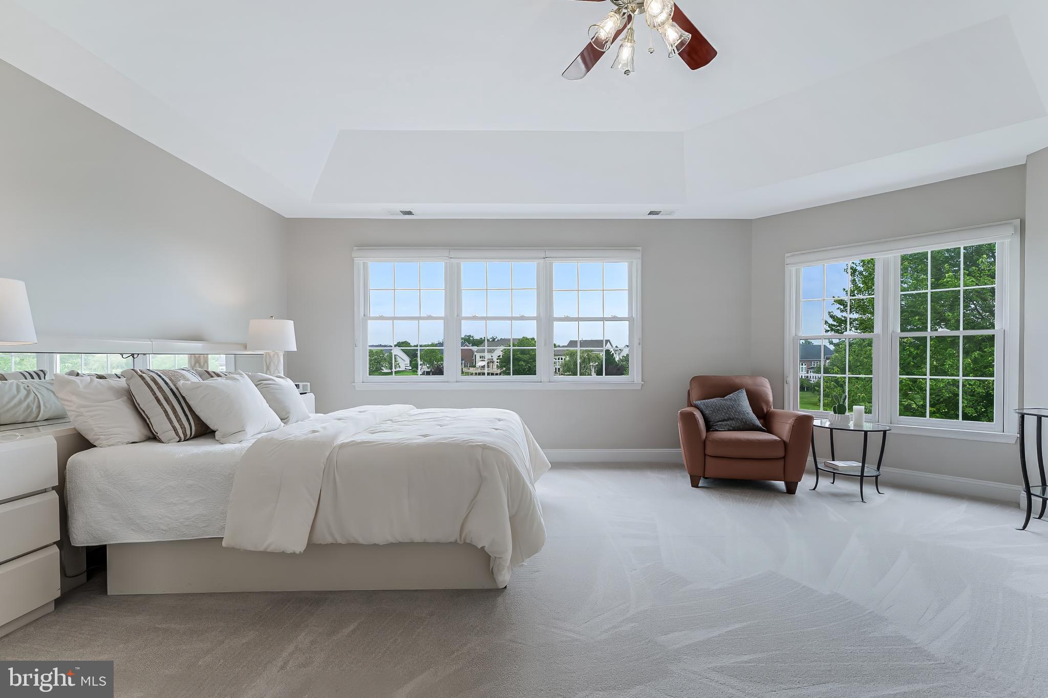 RIVER CREEK - Residential