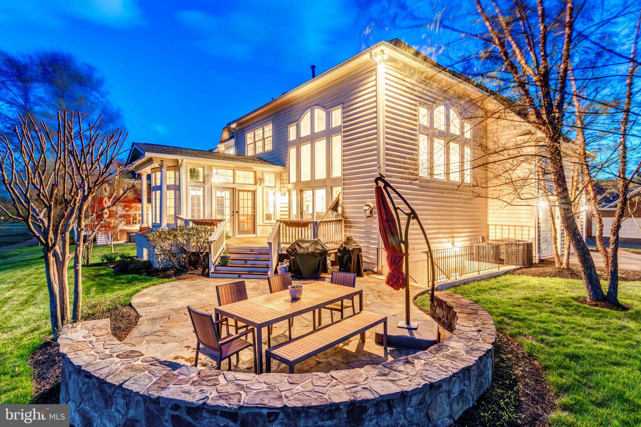 RIVER CREEK - Residential