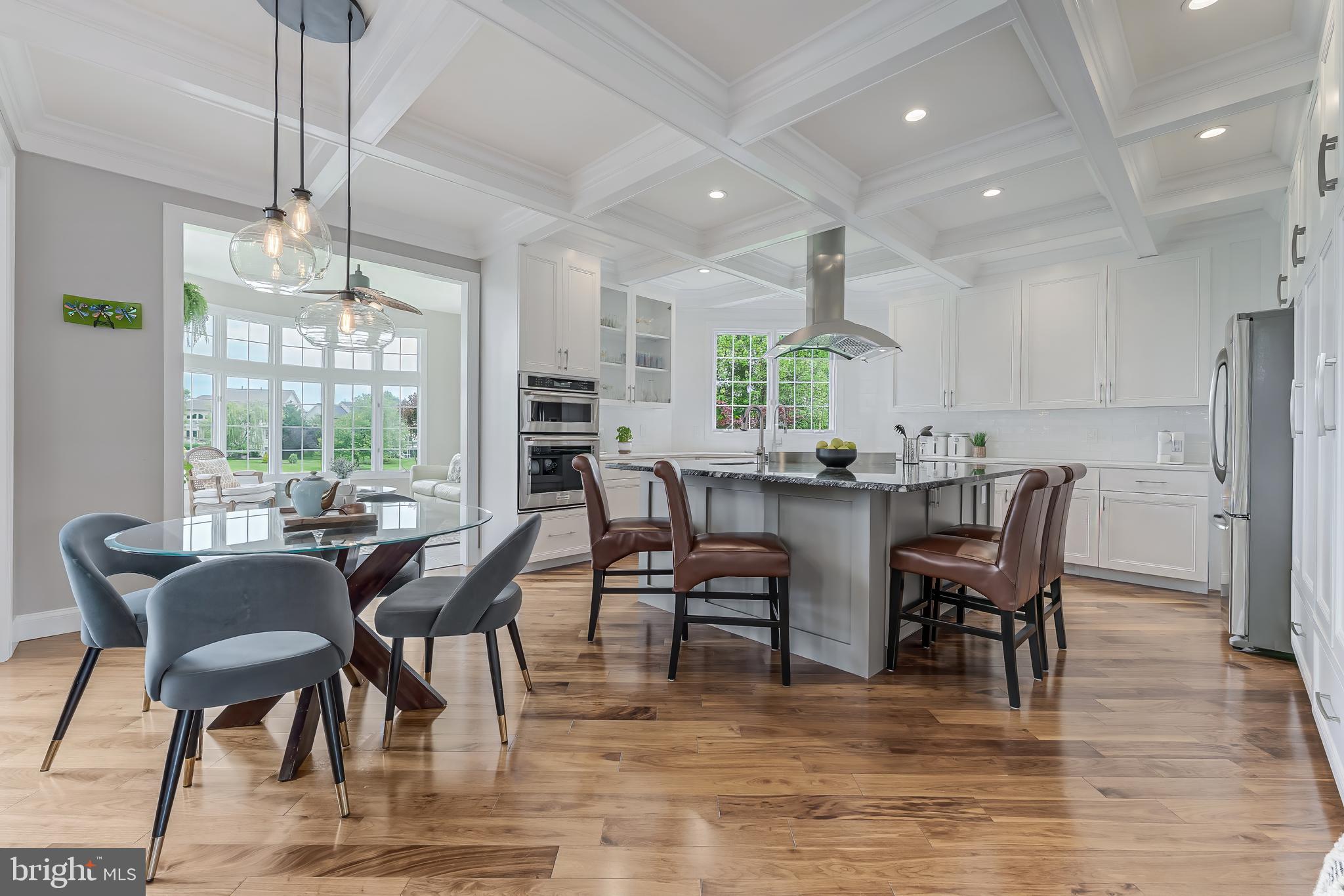 RIVER CREEK - Residential