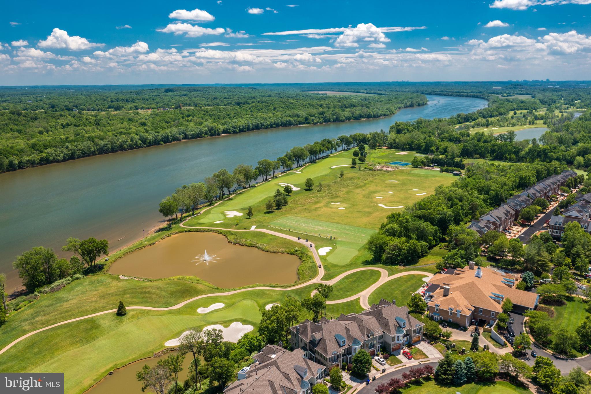 RIVER CREEK - Residential