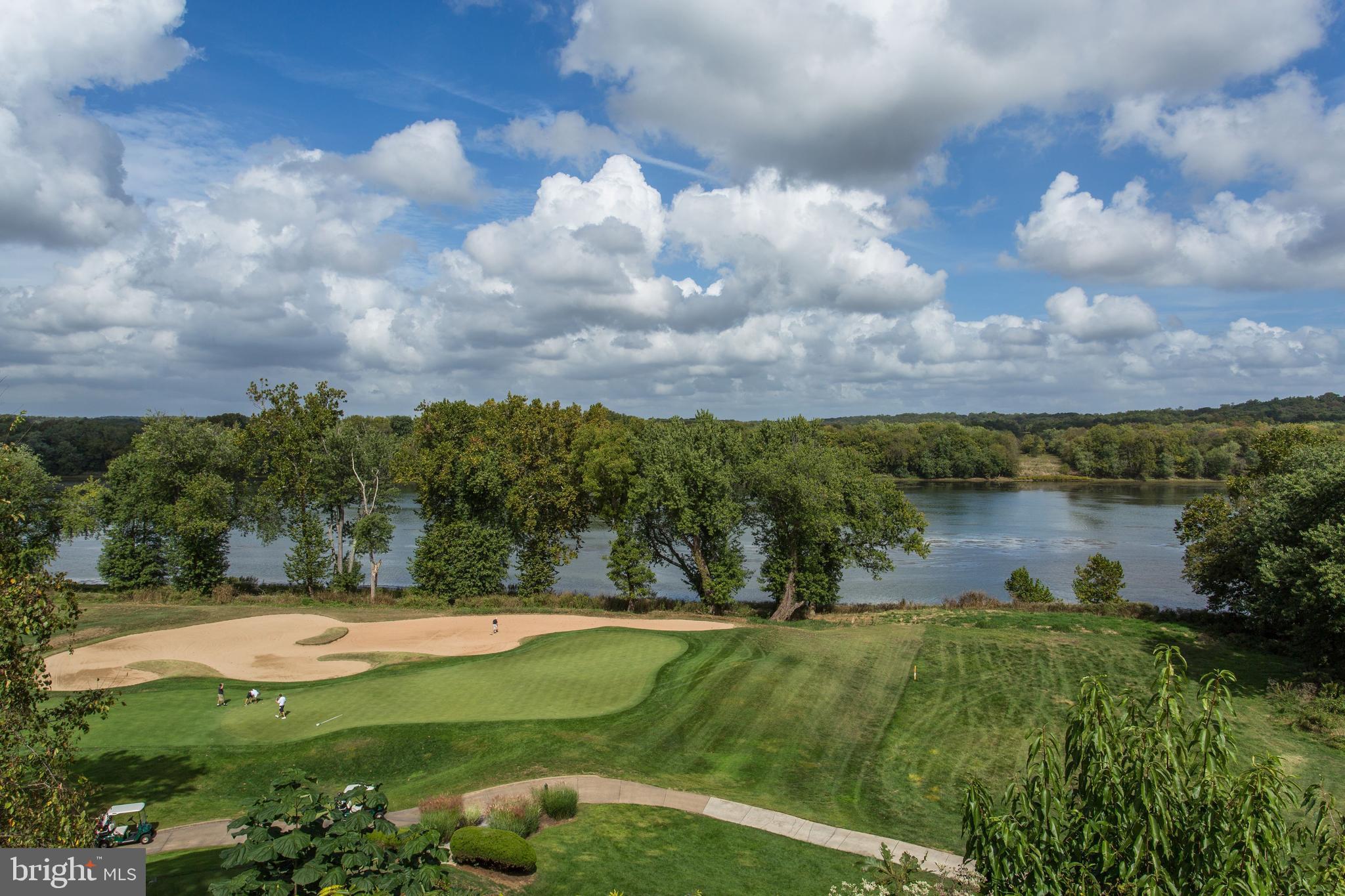 RIVER CREEK - Residential