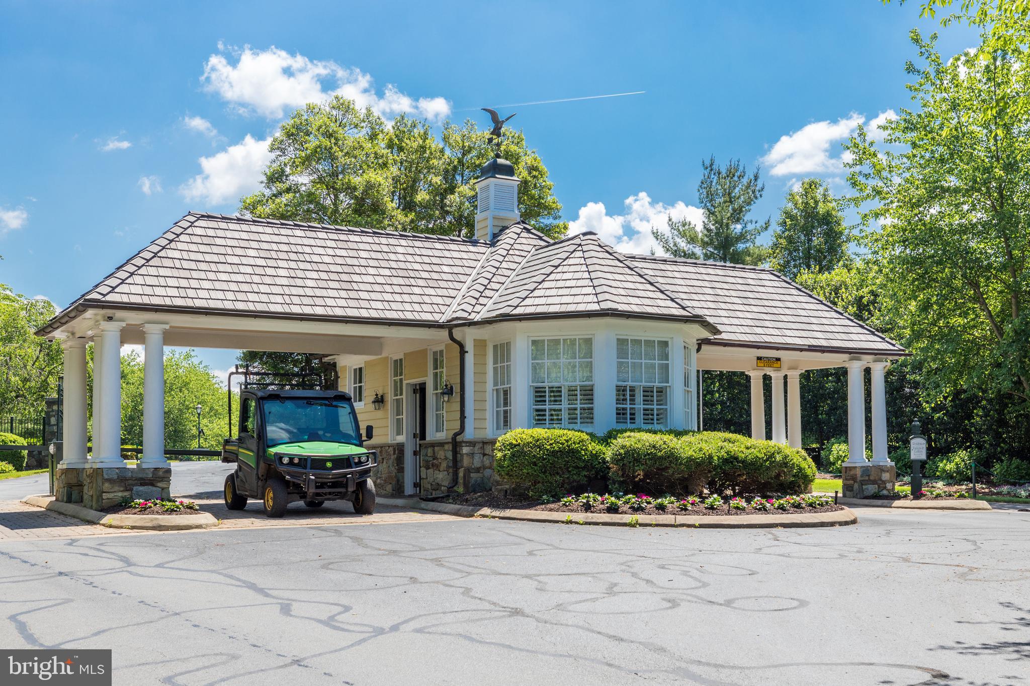 RIVER CREEK - Residential