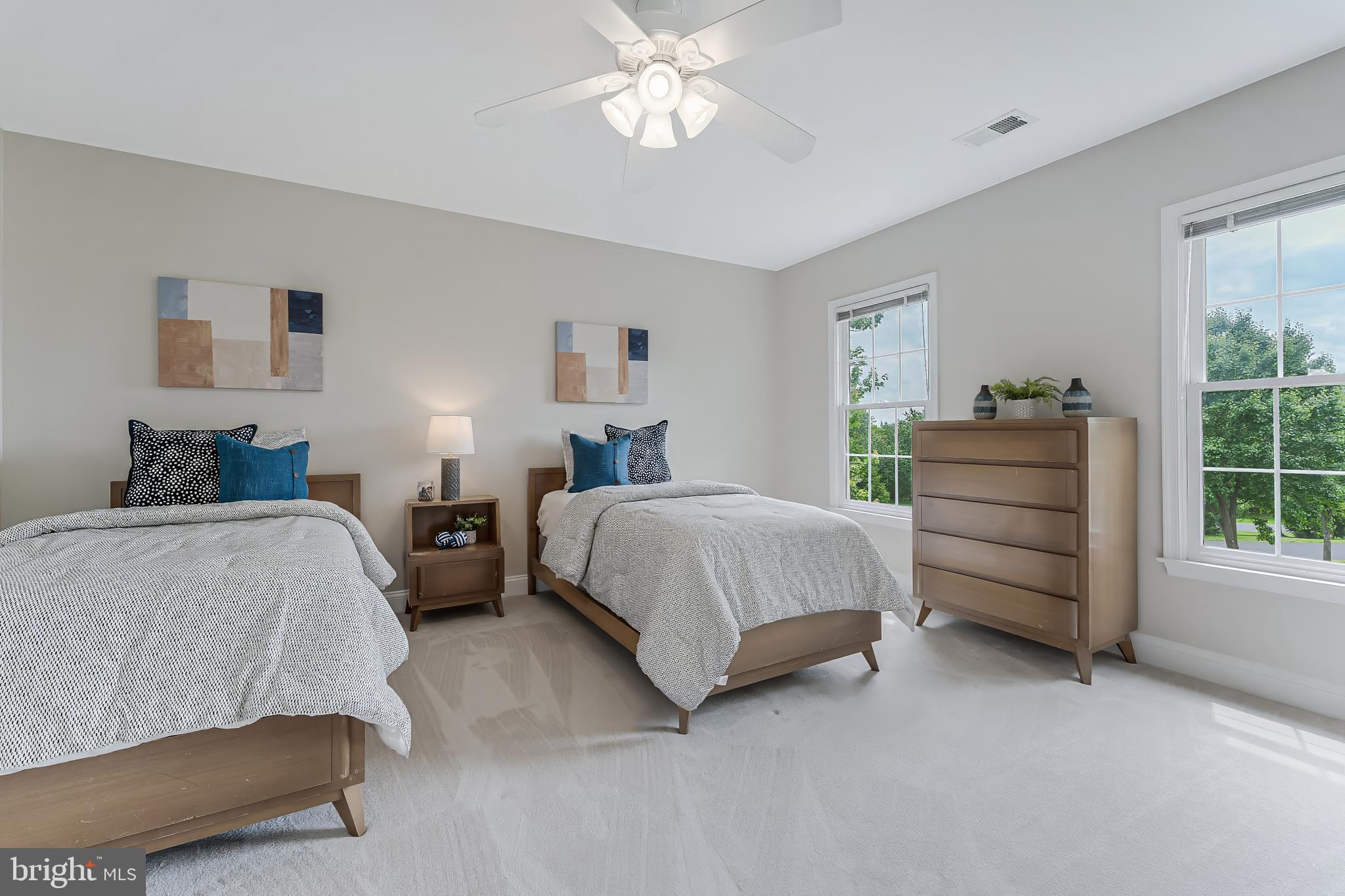 RIVER CREEK - Residential