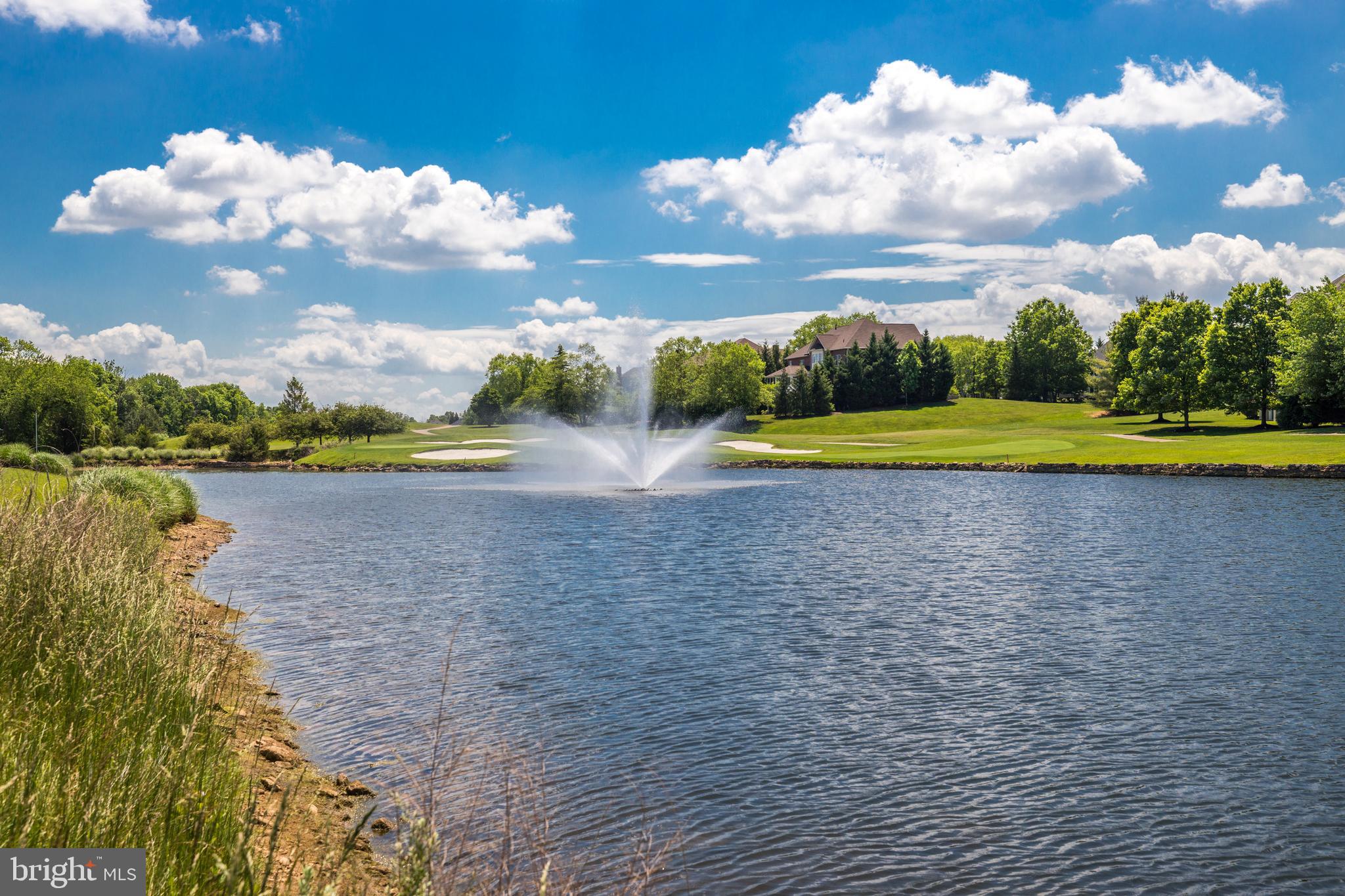 RIVER CREEK - Residential