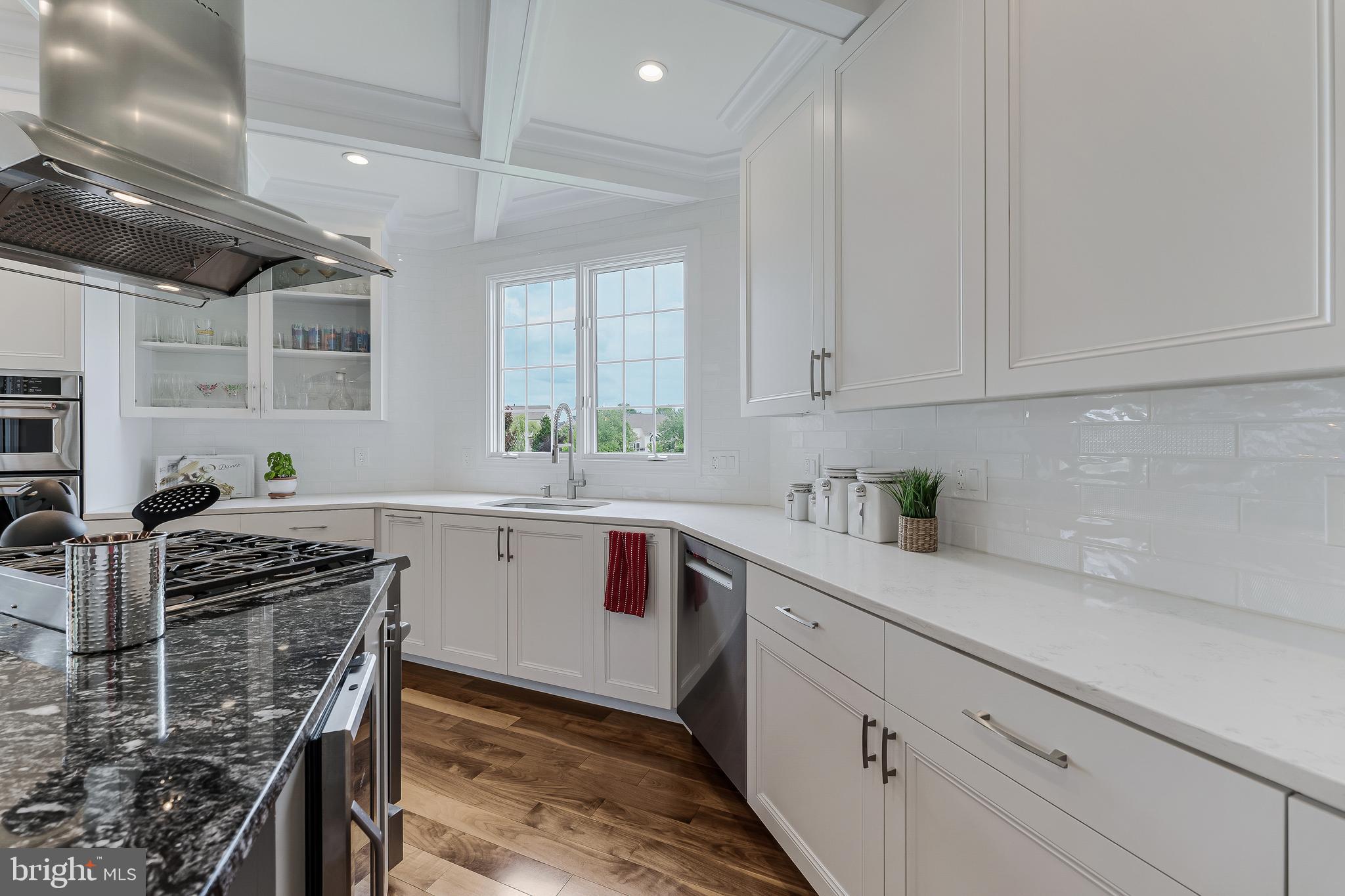 RIVER CREEK - Residential