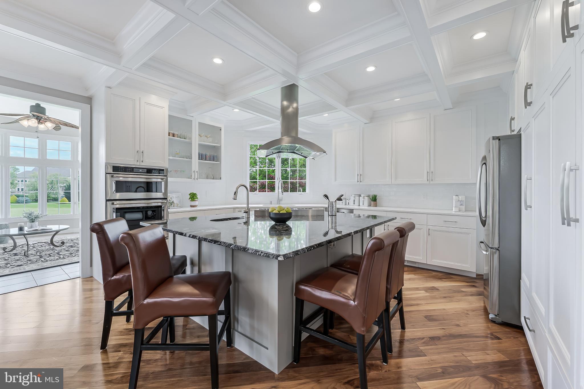 RIVER CREEK - Residential