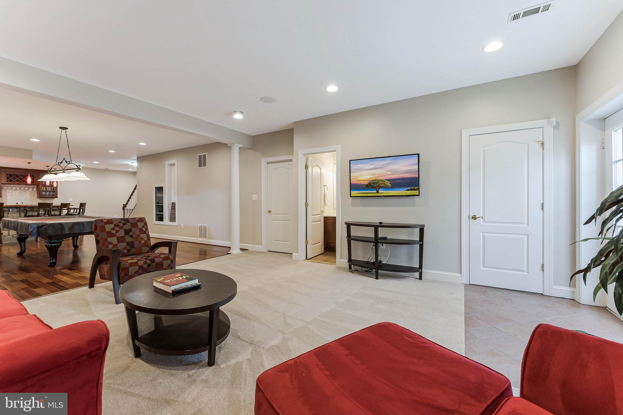 RIVER CREEK - Residential