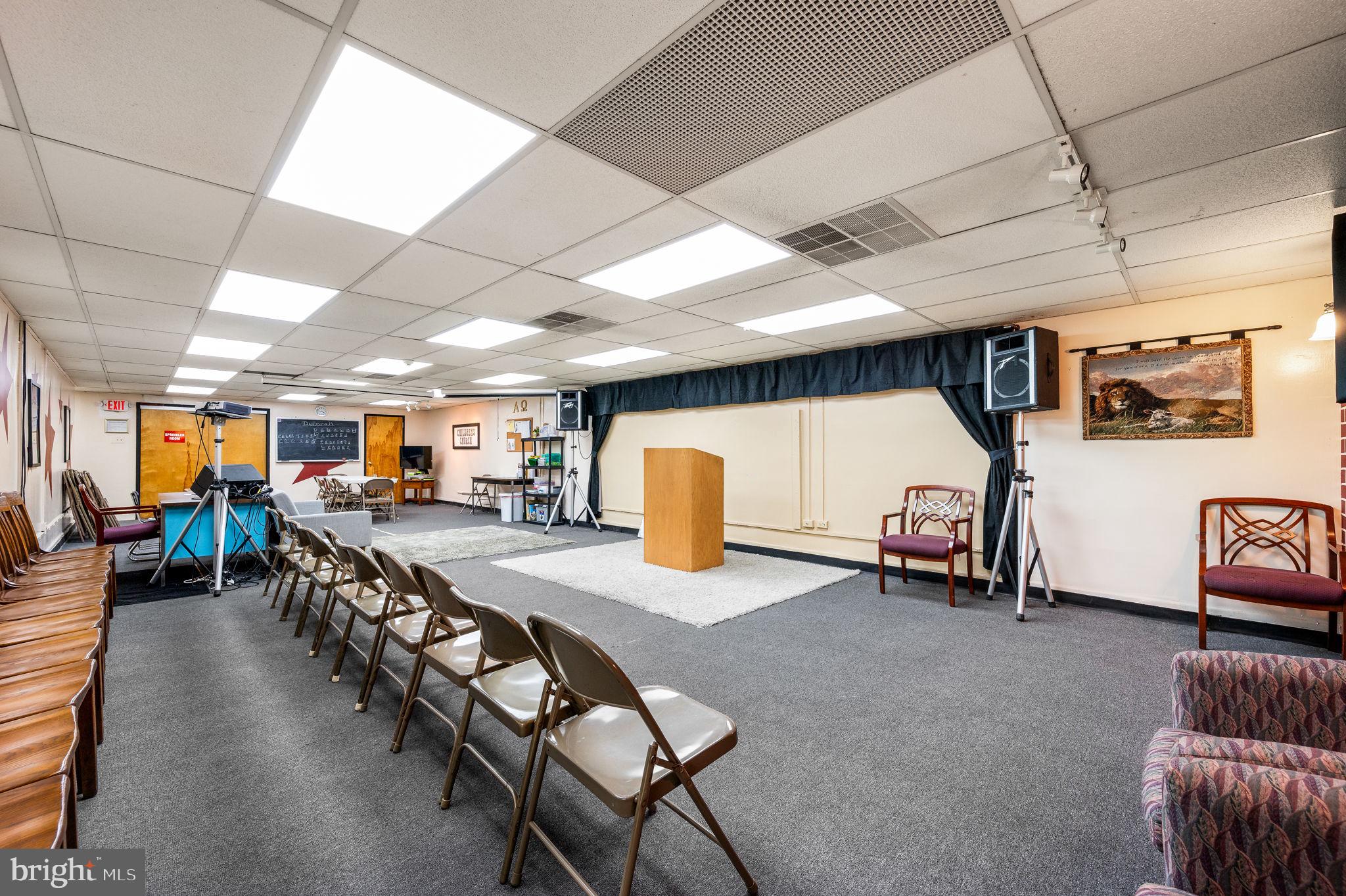 BYWOOD - Commercial Sale