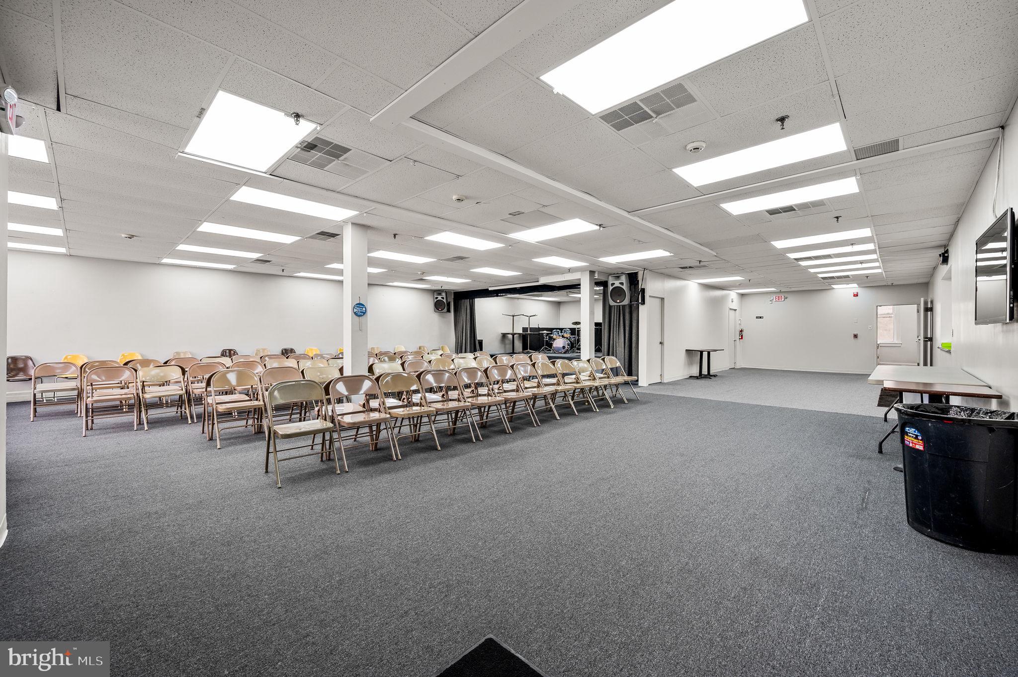 BYWOOD - Commercial Sale