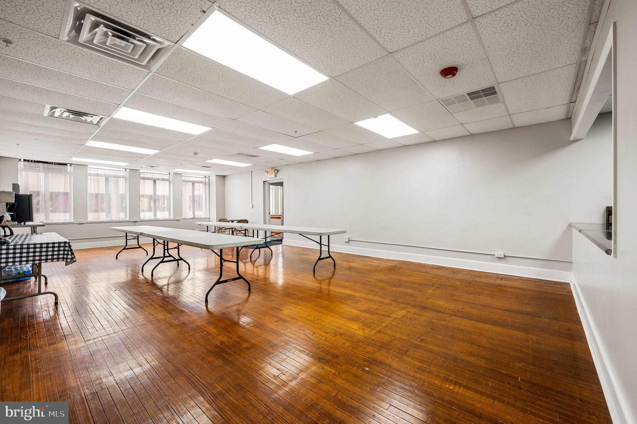 BYWOOD - Commercial Sale