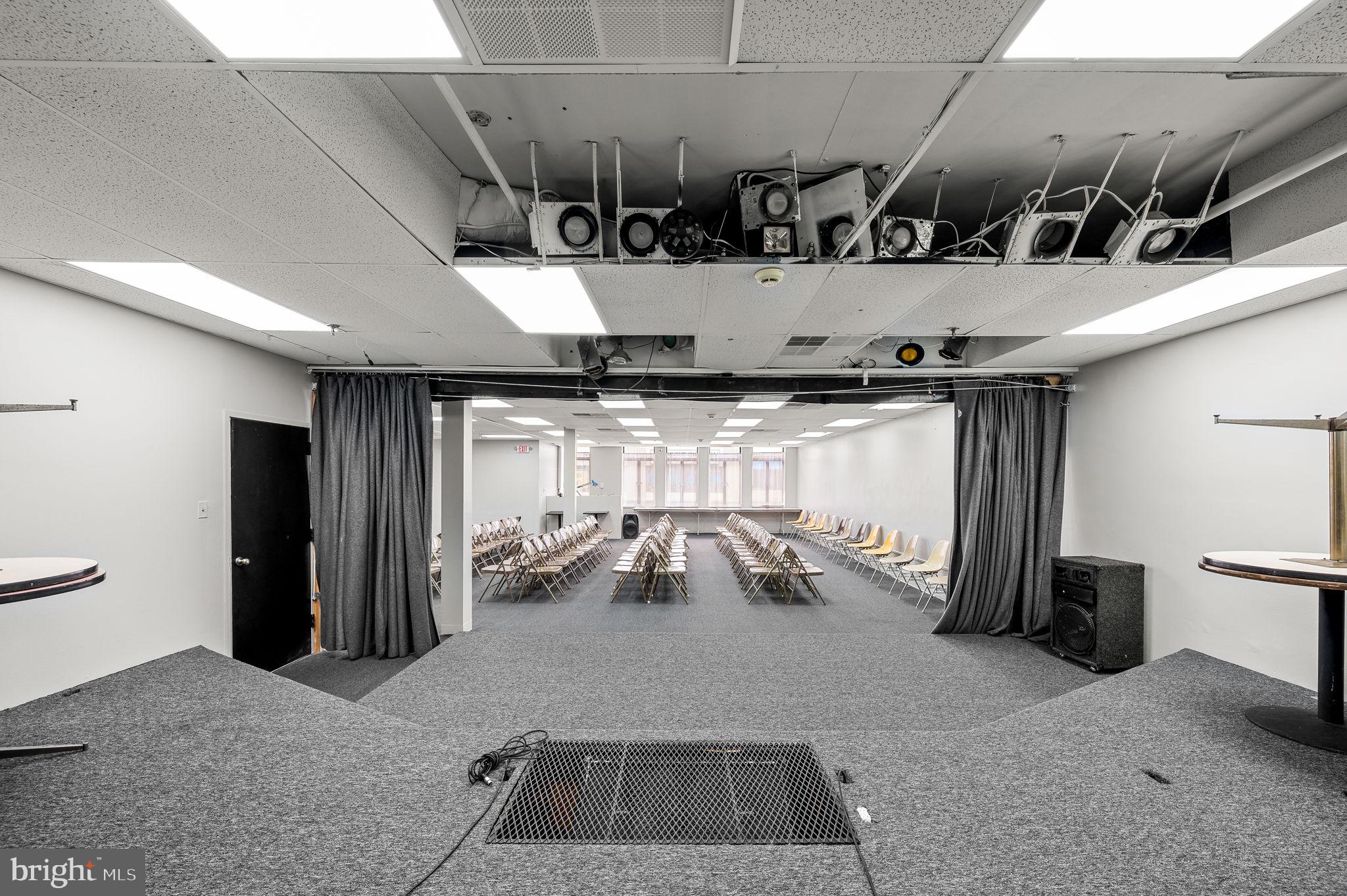 BYWOOD - Commercial Sale
