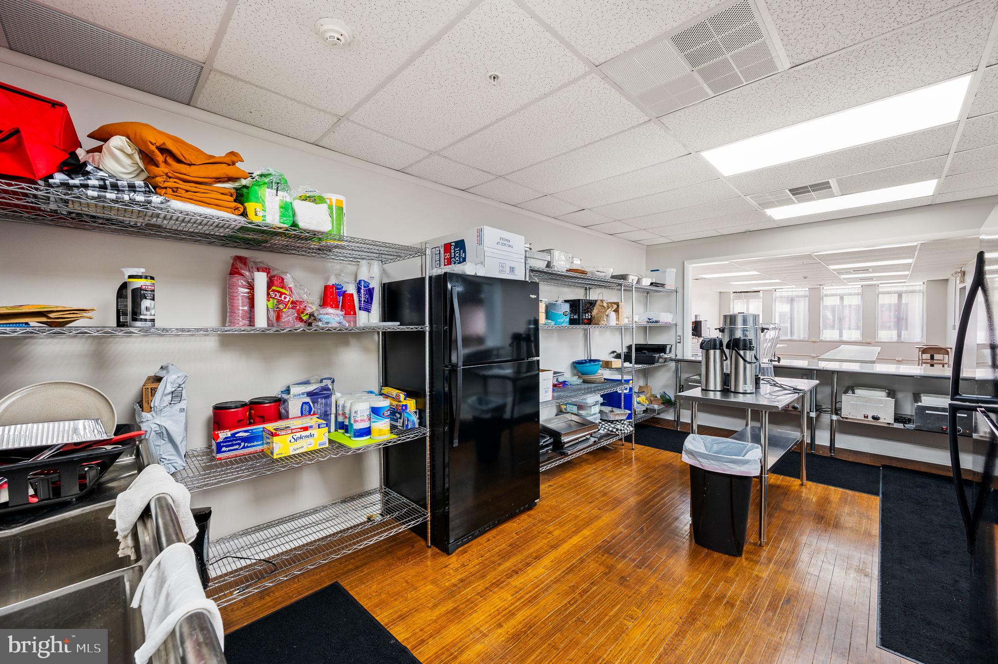 BYWOOD - Commercial Sale