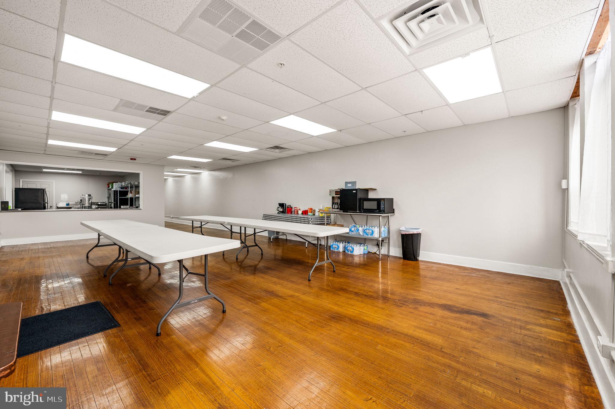 BYWOOD - Commercial Sale