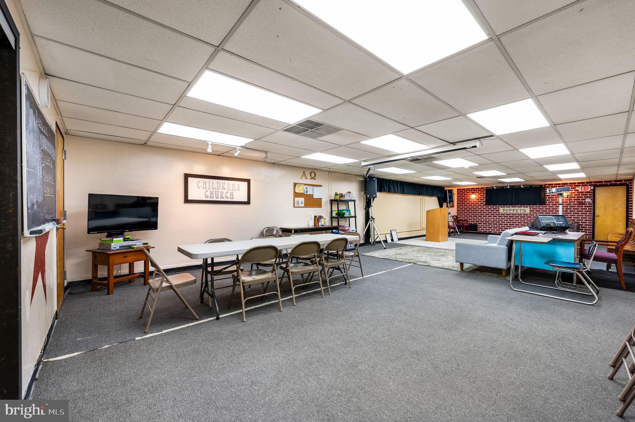 BYWOOD - Commercial Sale