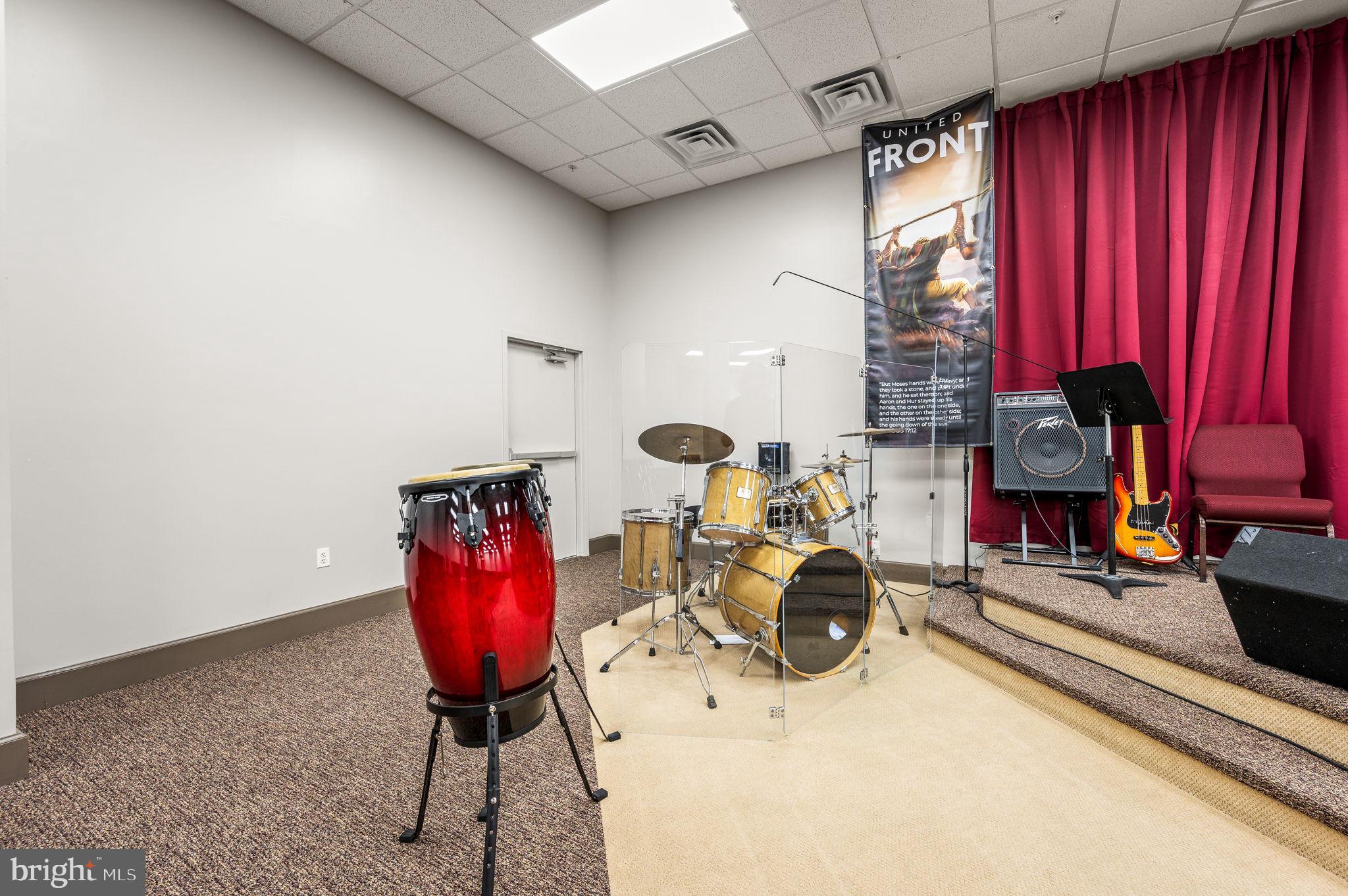 BYWOOD - Commercial Sale