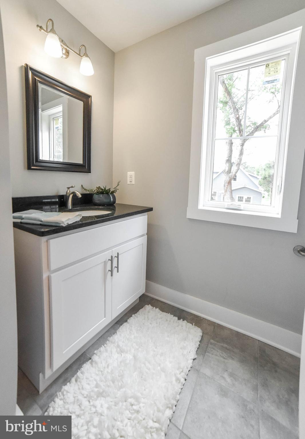 GOLDEN BEACH - Residential