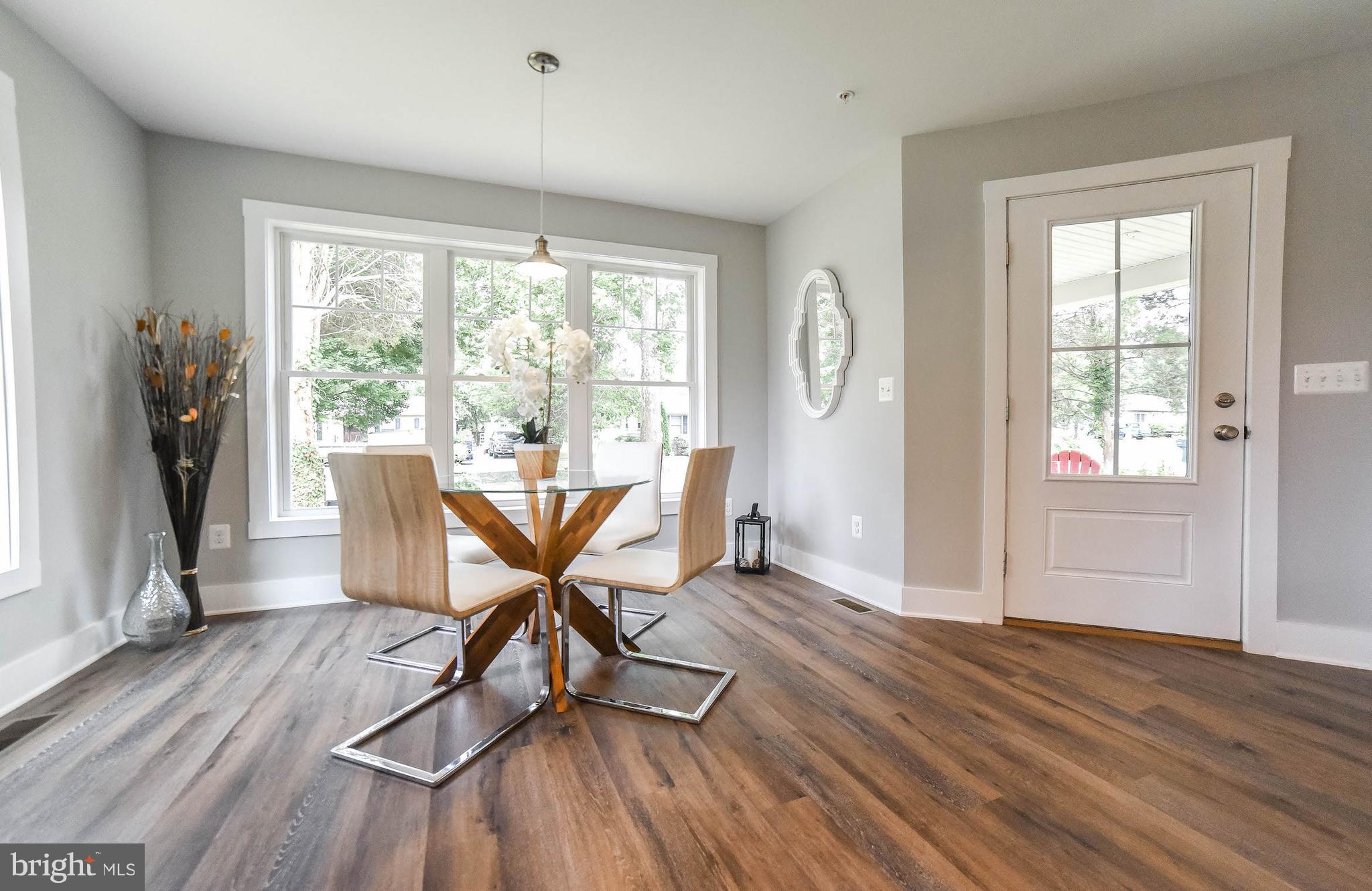 GOLDEN BEACH - Residential