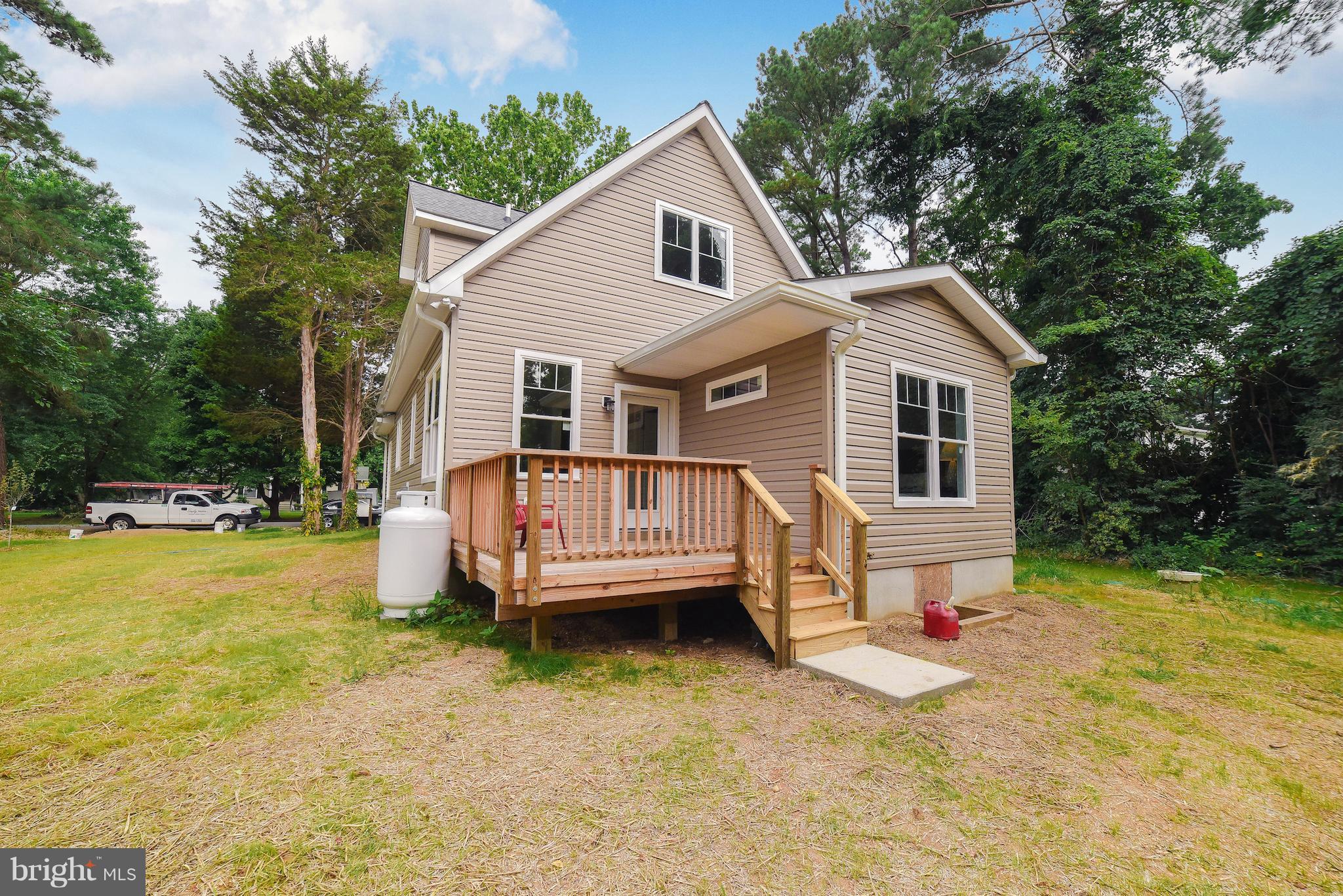 GOLDEN BEACH - Residential