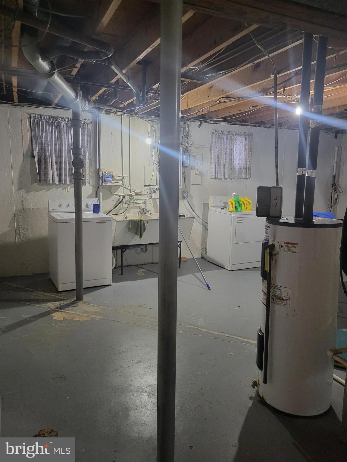 HOLLY SPRINGS - Residential