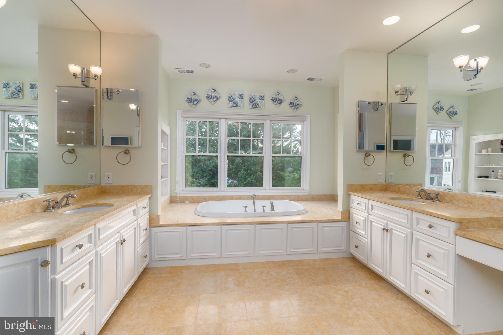 CONGRESSIONAL FOREST - Residential