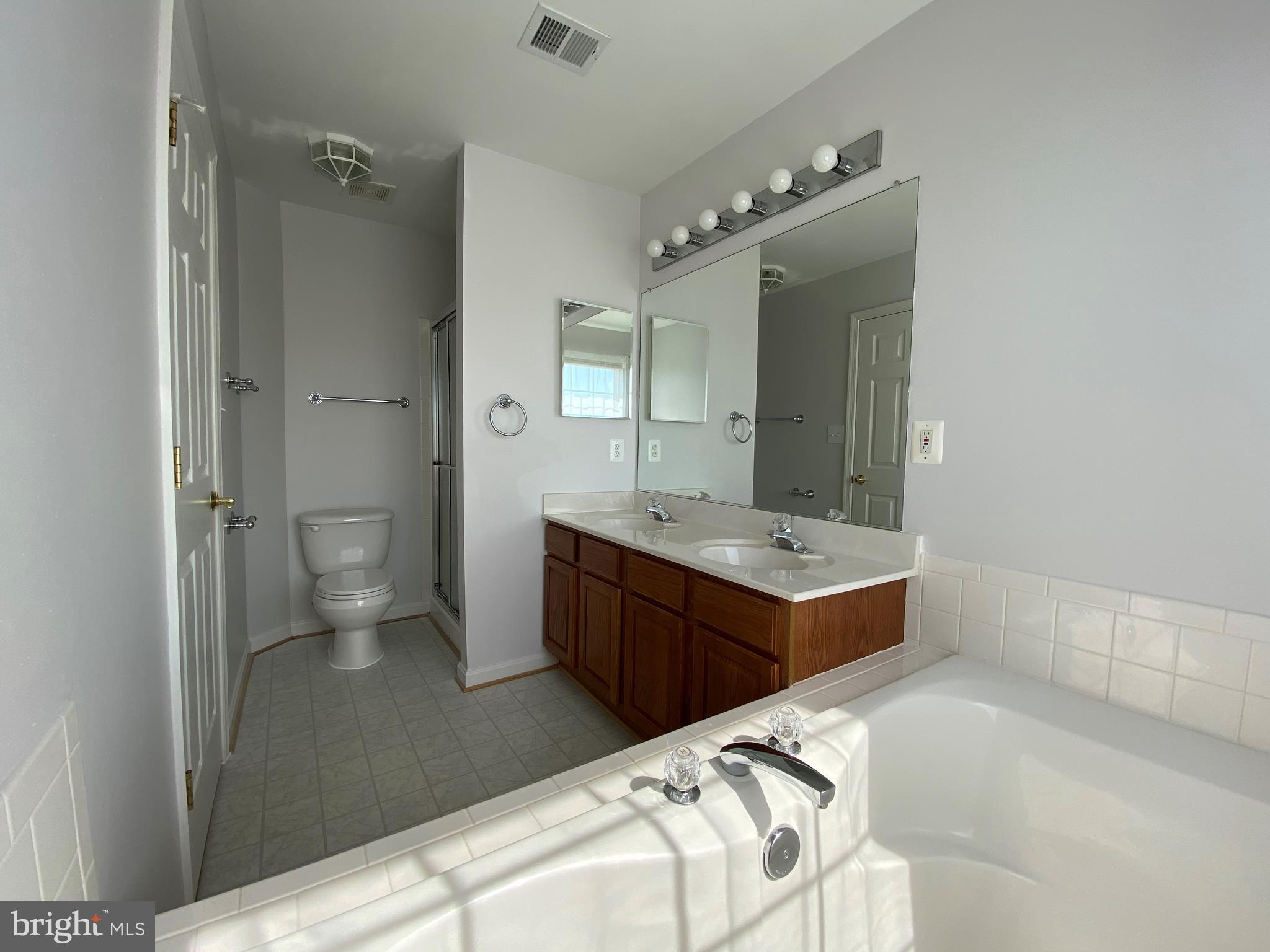 SHEFFIELD MANOR - Residential