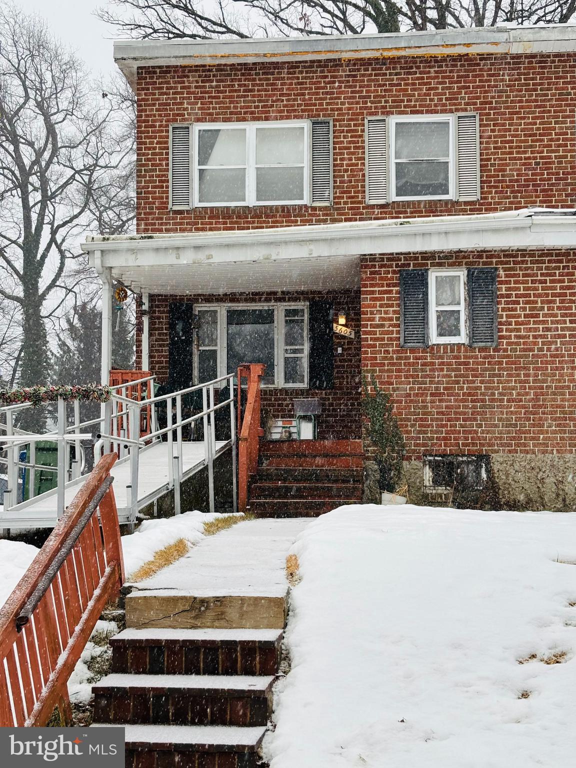 Welcome to this classic Baltimore semi-detached rowhome full of potential! This 3-bedroom, 1 bath home is waiting for you to put your personal touch on it. Nestled in vibrant and up-and-coming neighborhood, you'll enjoy the convenience of being just minutes away from major highways, making commuting a breeze.
While the home needs a few finishing touches, it offers an incredible opportunity to customize and create your dream space. The spacious rooms, original details, and functional layout provide a solid foundation for renovation.
Perfect for investors, renovators, or those looking to build equity, this home has great bones and is ready for your vision. With a little work, this could be the ideal place to settle in and enjoy all that Baltimore has to offer.
Note: This home will not qualify for FHA financing, but it’s a perfect candidate for conventional or cash buyers. Property is being sold 'as-is'.
Don’t miss out on this incredible opportunity—schedule your showing today and imagine the possibilities!