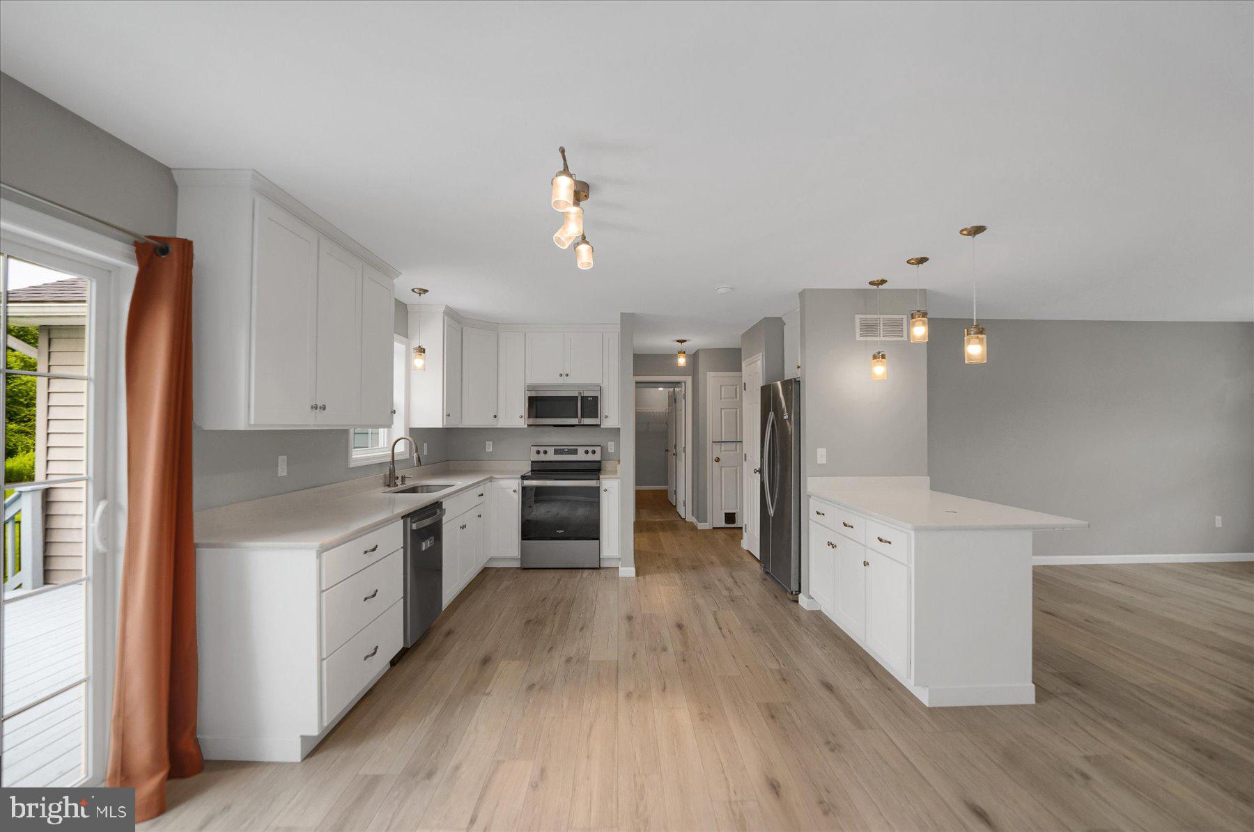 CREE MANOR - Residential