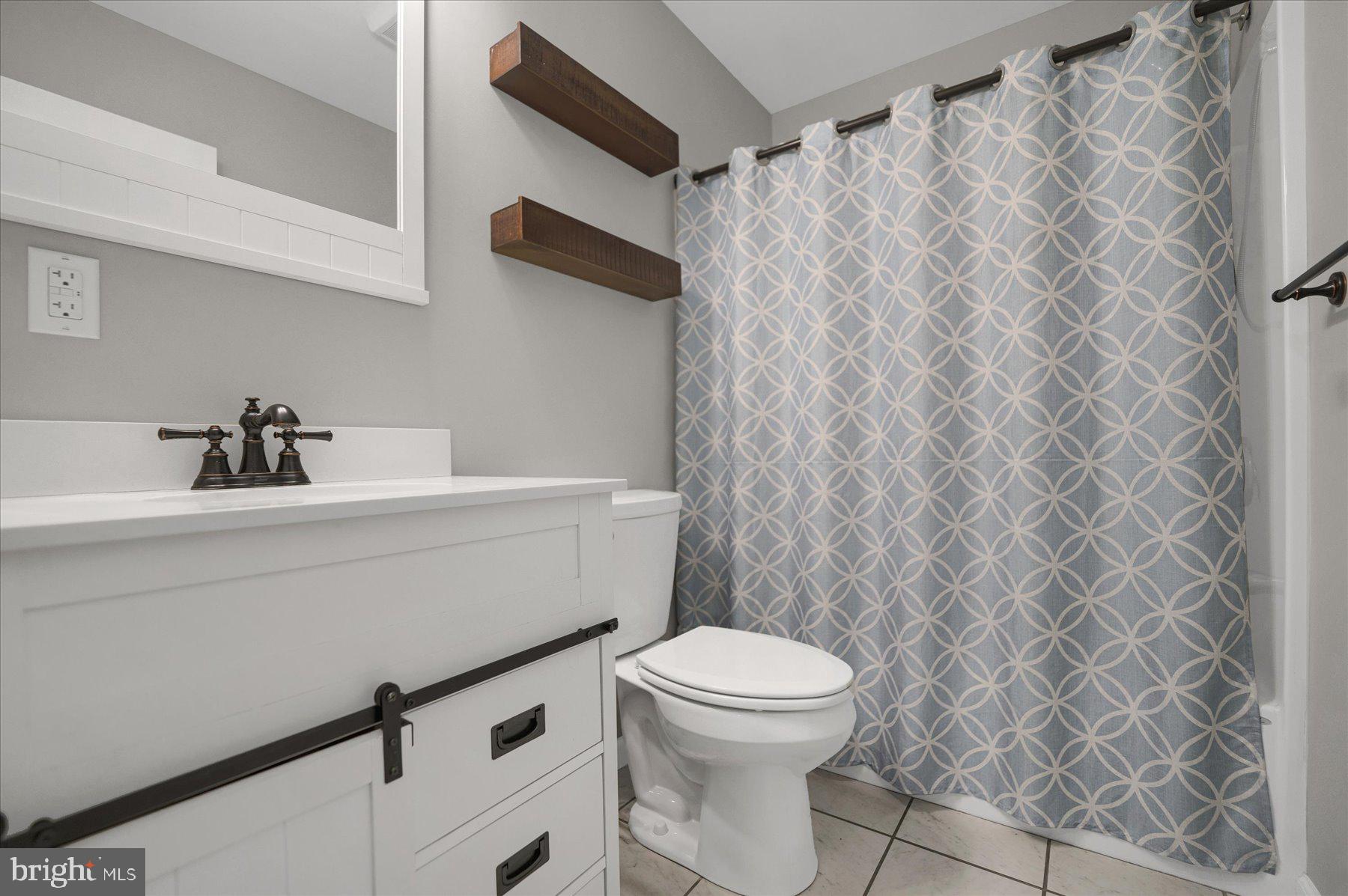 CREE MANOR - Residential