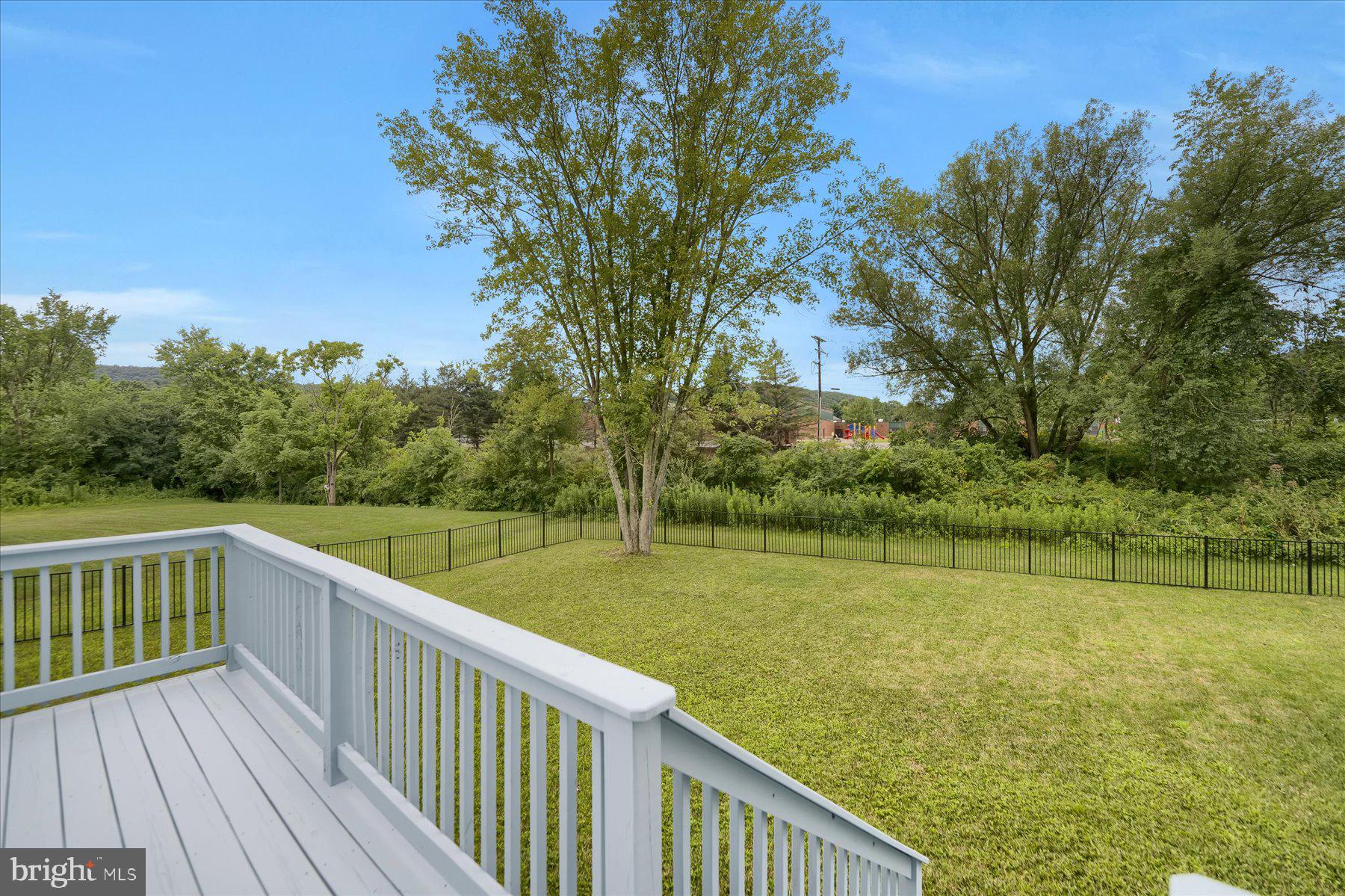 CREE MANOR - Residential