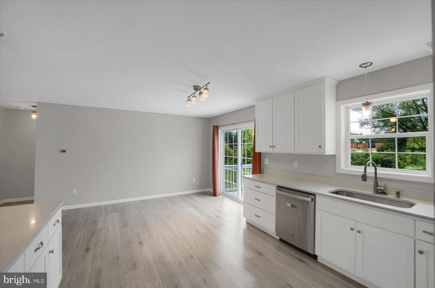 CREE MANOR - Residential