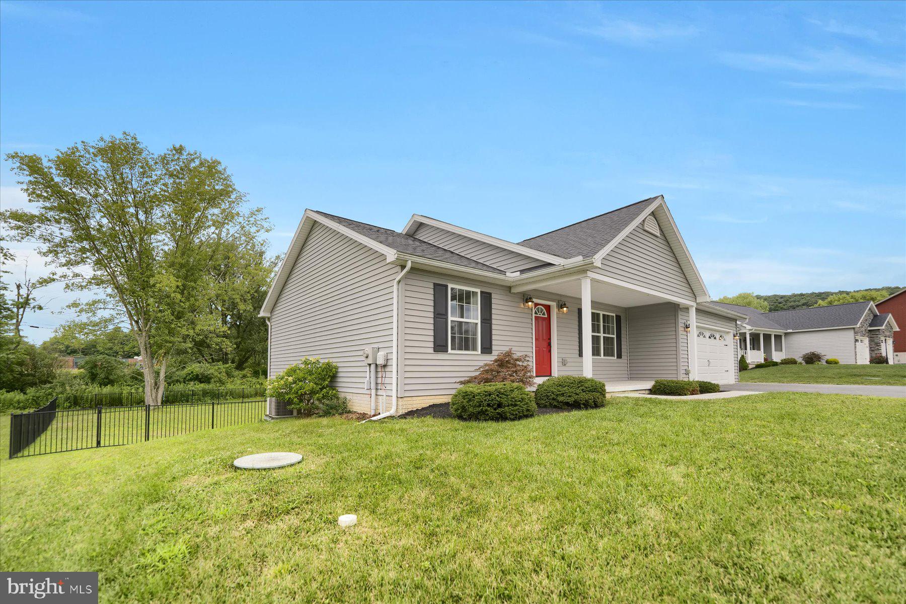 CREE MANOR - Residential