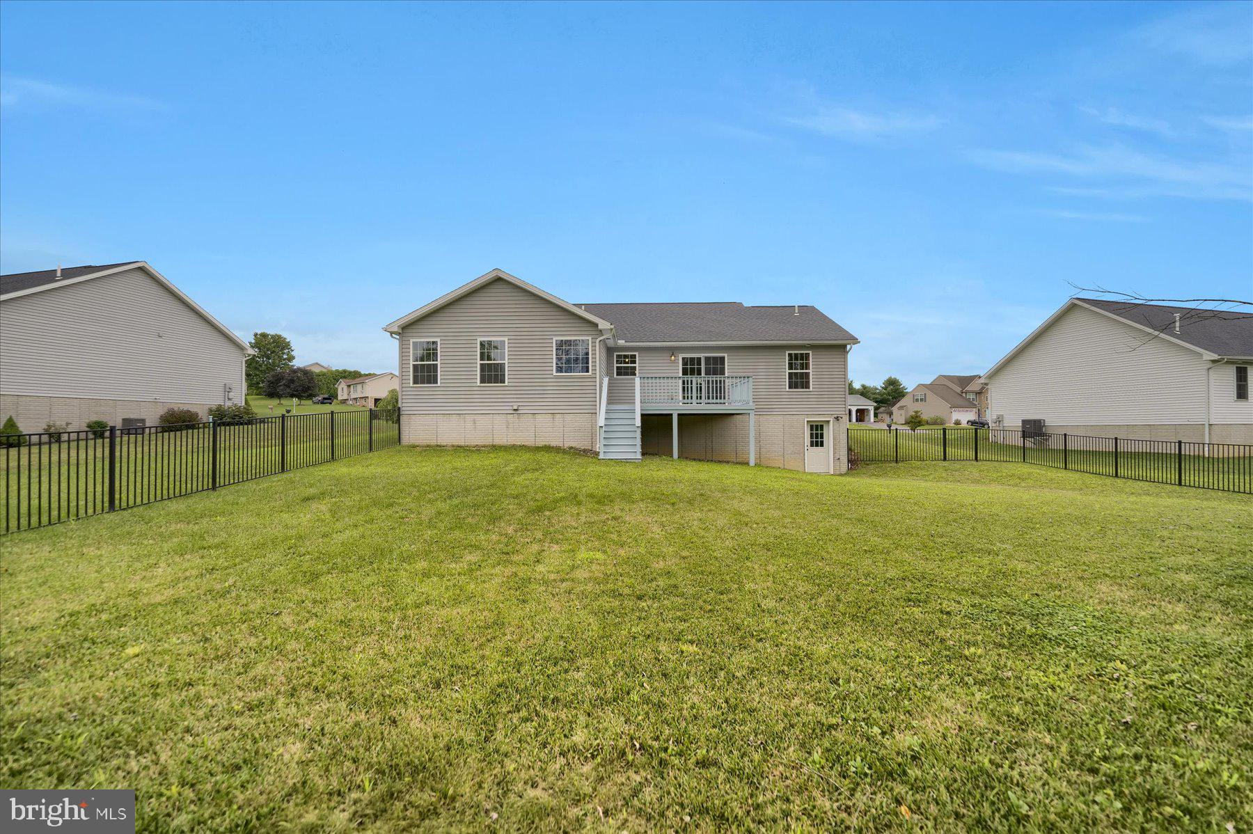 CREE MANOR - Residential