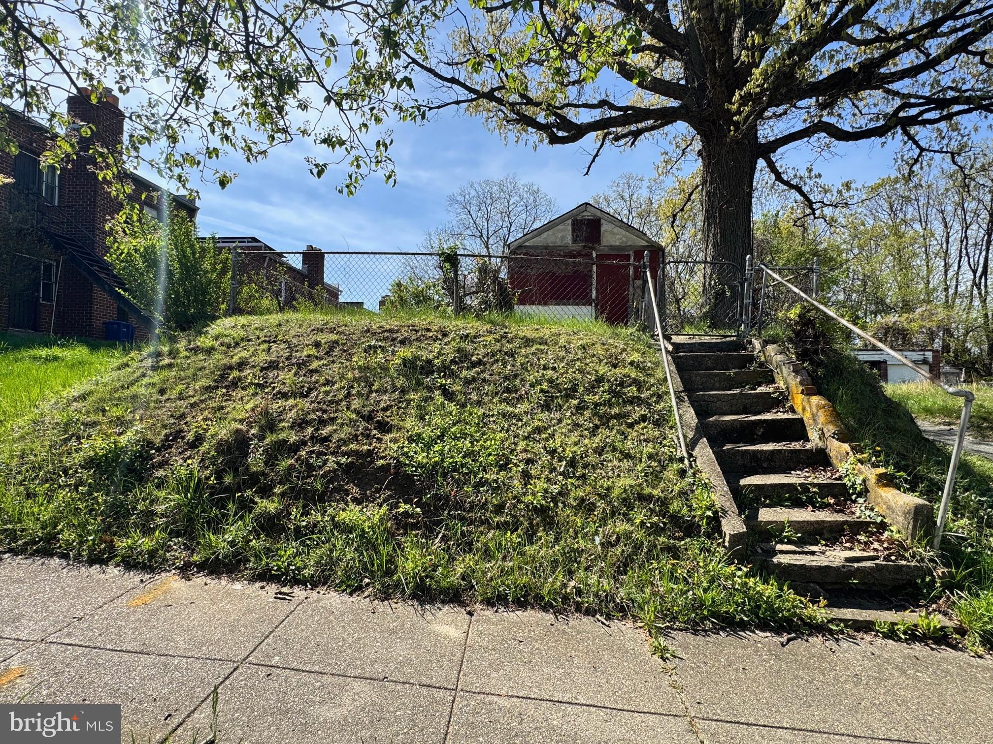 2309 IRVING STREET SE