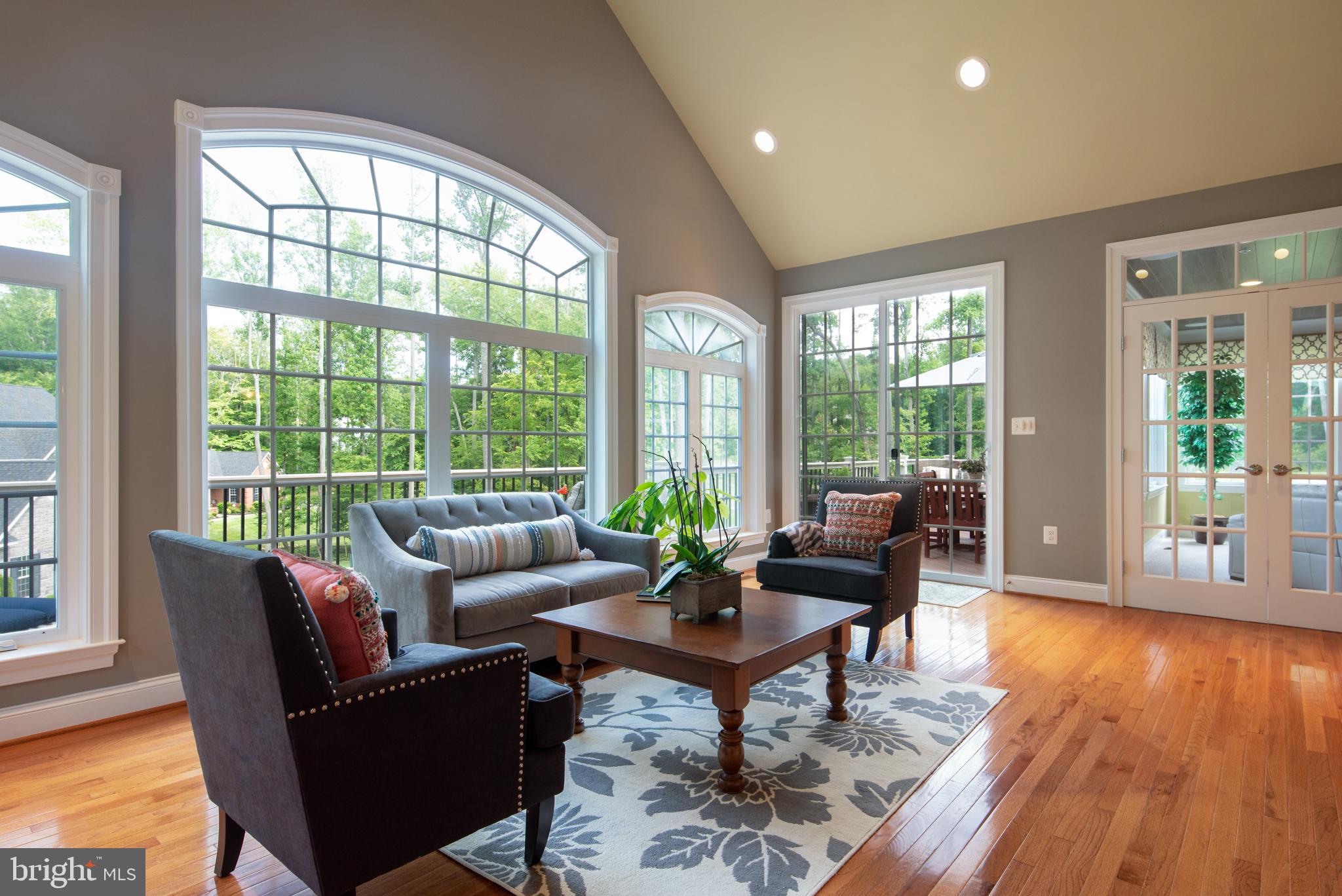 GOVERNORS RESERVE - Residential