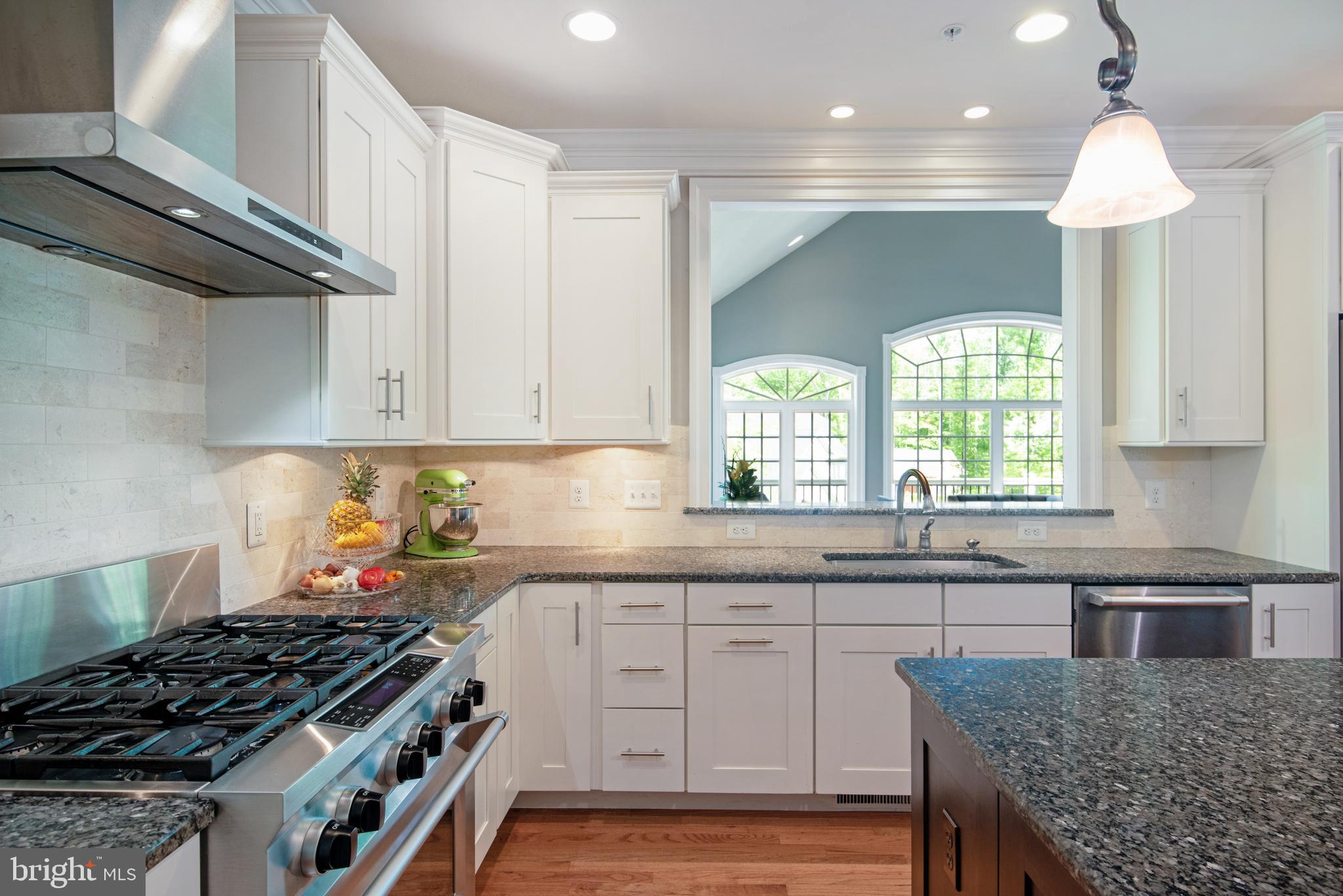 GOVERNORS RESERVE - Residential