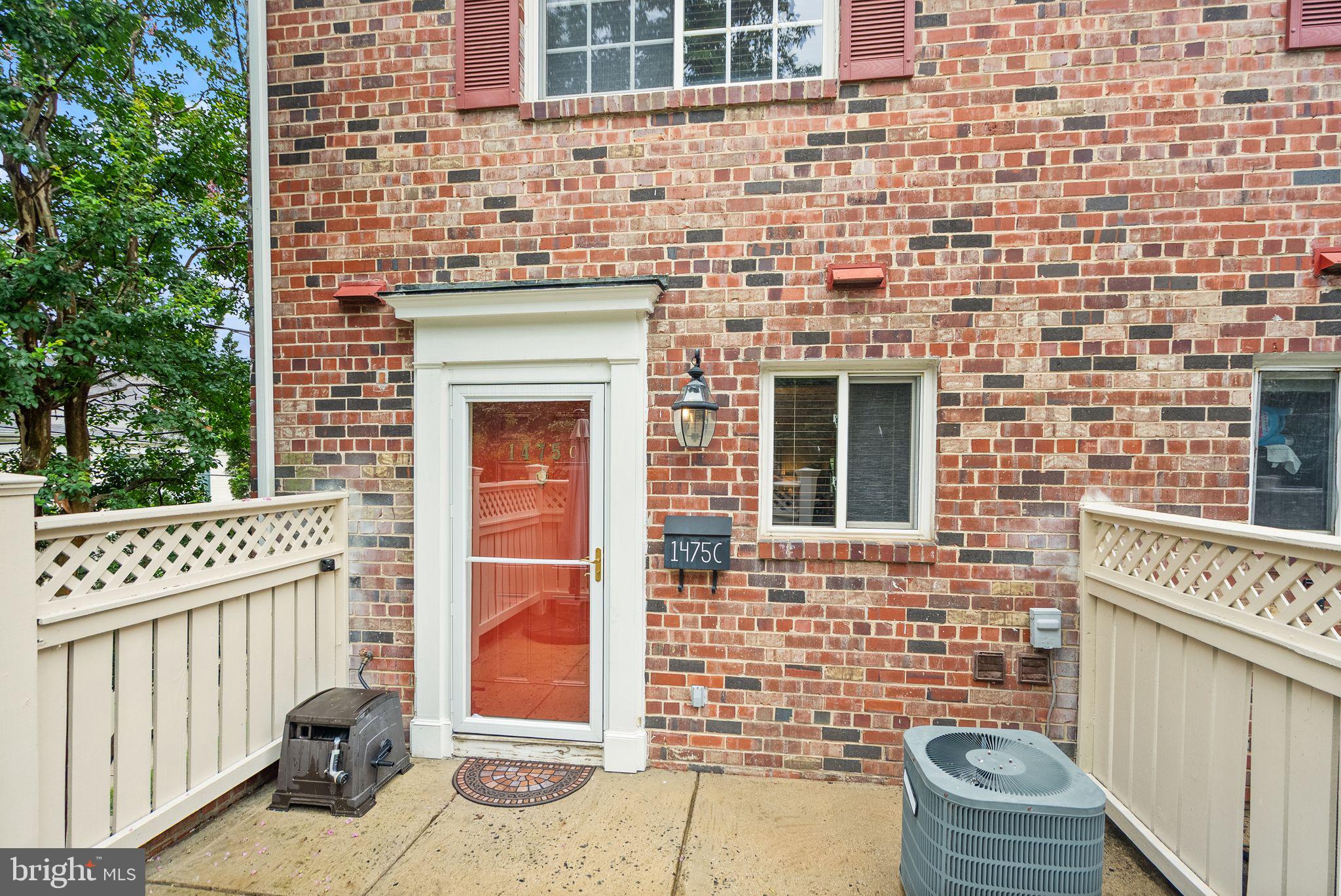 1475 N VAN DORN STREET C