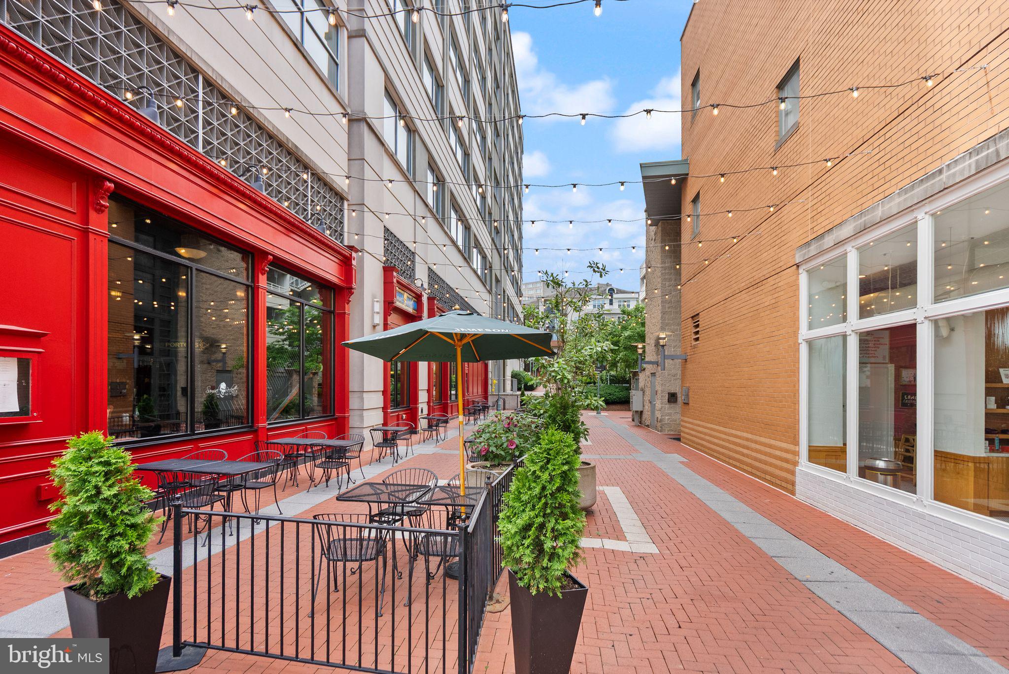 PARKSIDE AT ALEXANDRIA - Residential