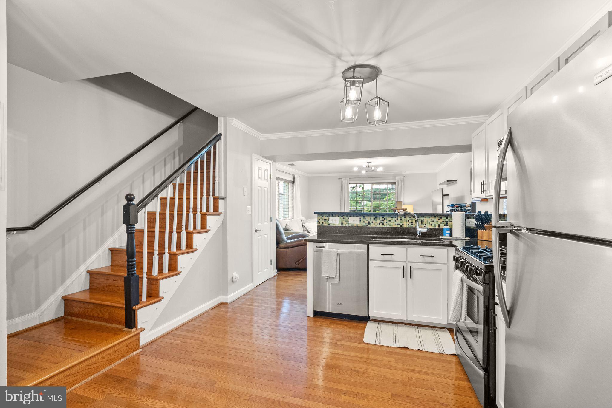 PARKSIDE AT ALEXANDRIA - Residential