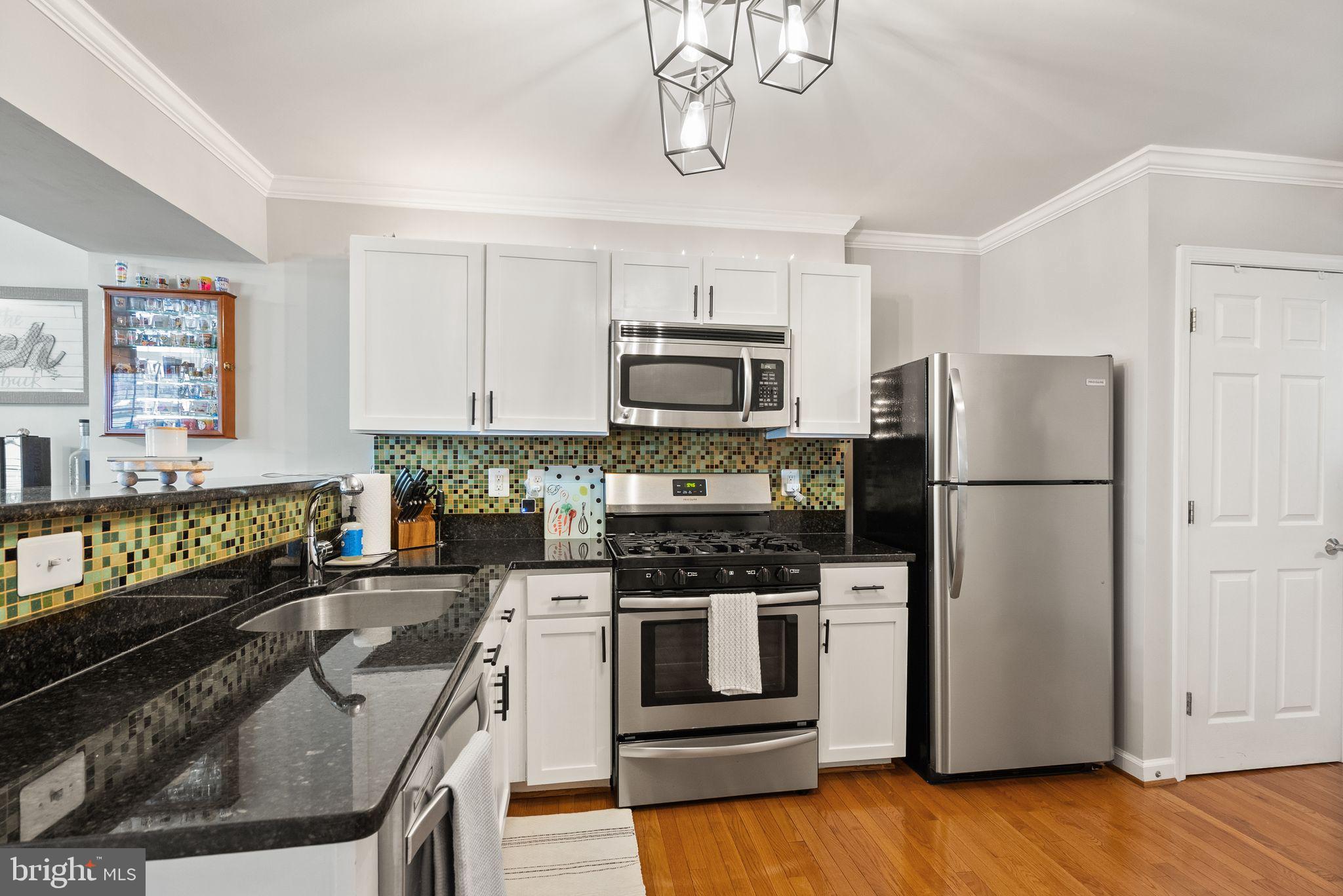 PARKSIDE AT ALEXANDRIA - Residential