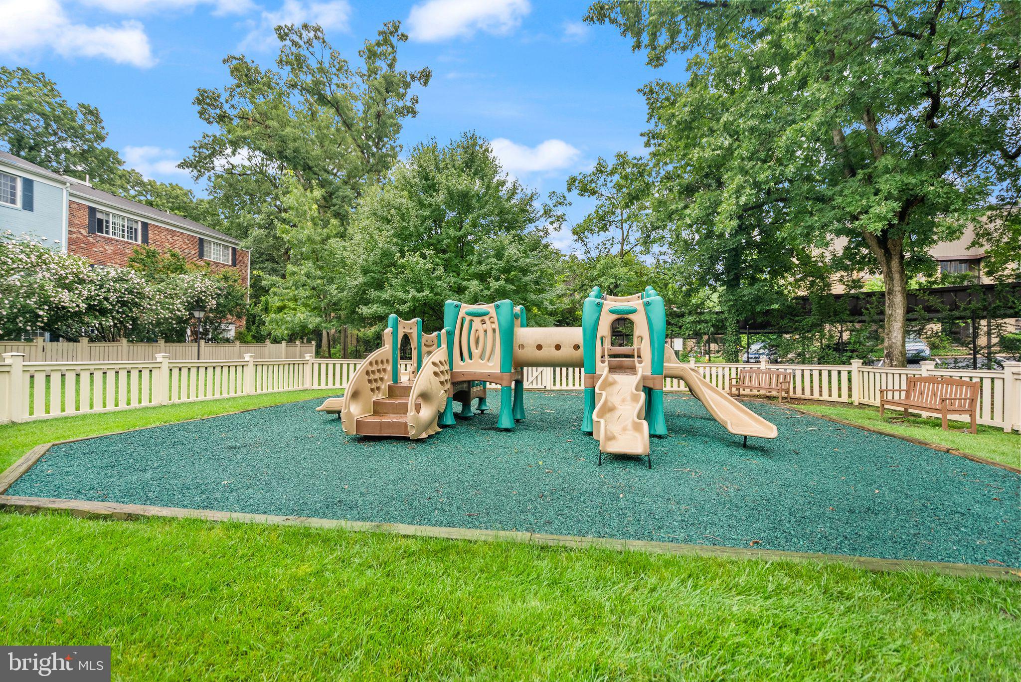 PARKSIDE AT ALEXANDRIA - Residential