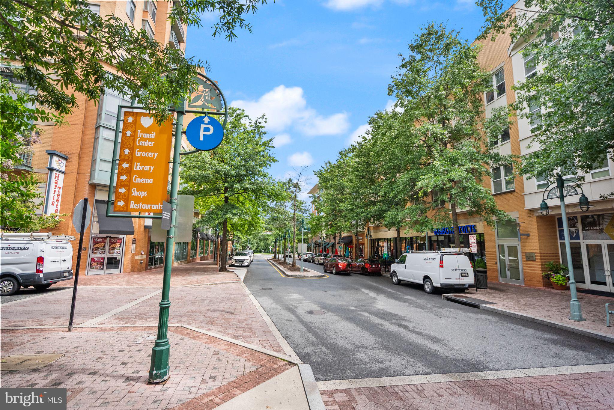 PARKSIDE AT ALEXANDRIA - Residential