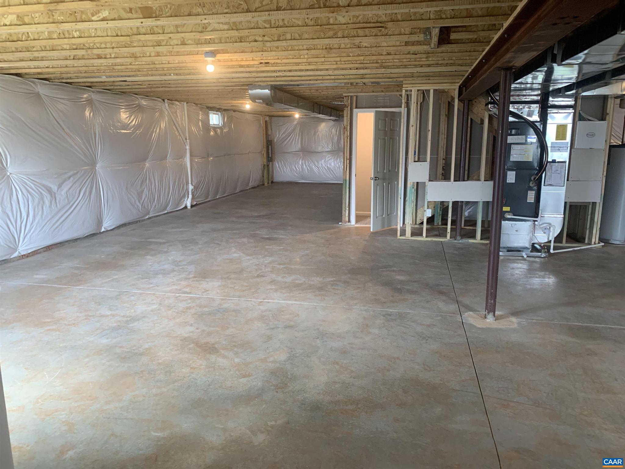 UNKNOWN - Residential Lease