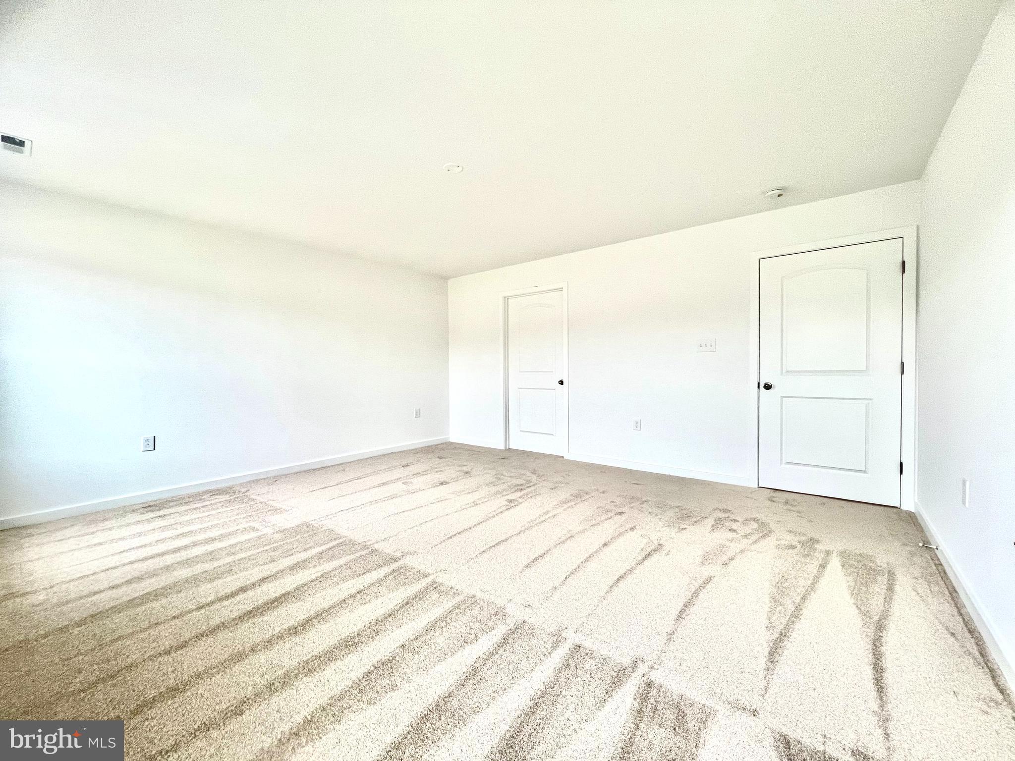 CARDINAL POINTE - Residential