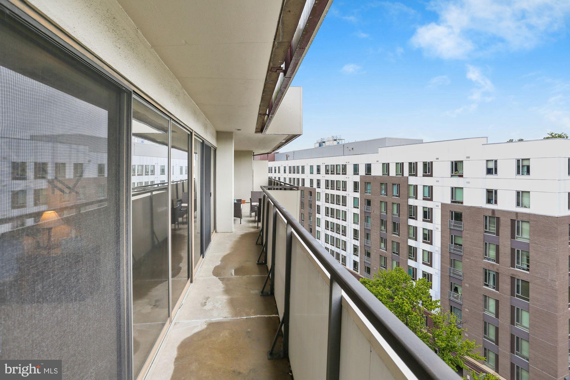 CARLYLE HOUSE - Residential Lease