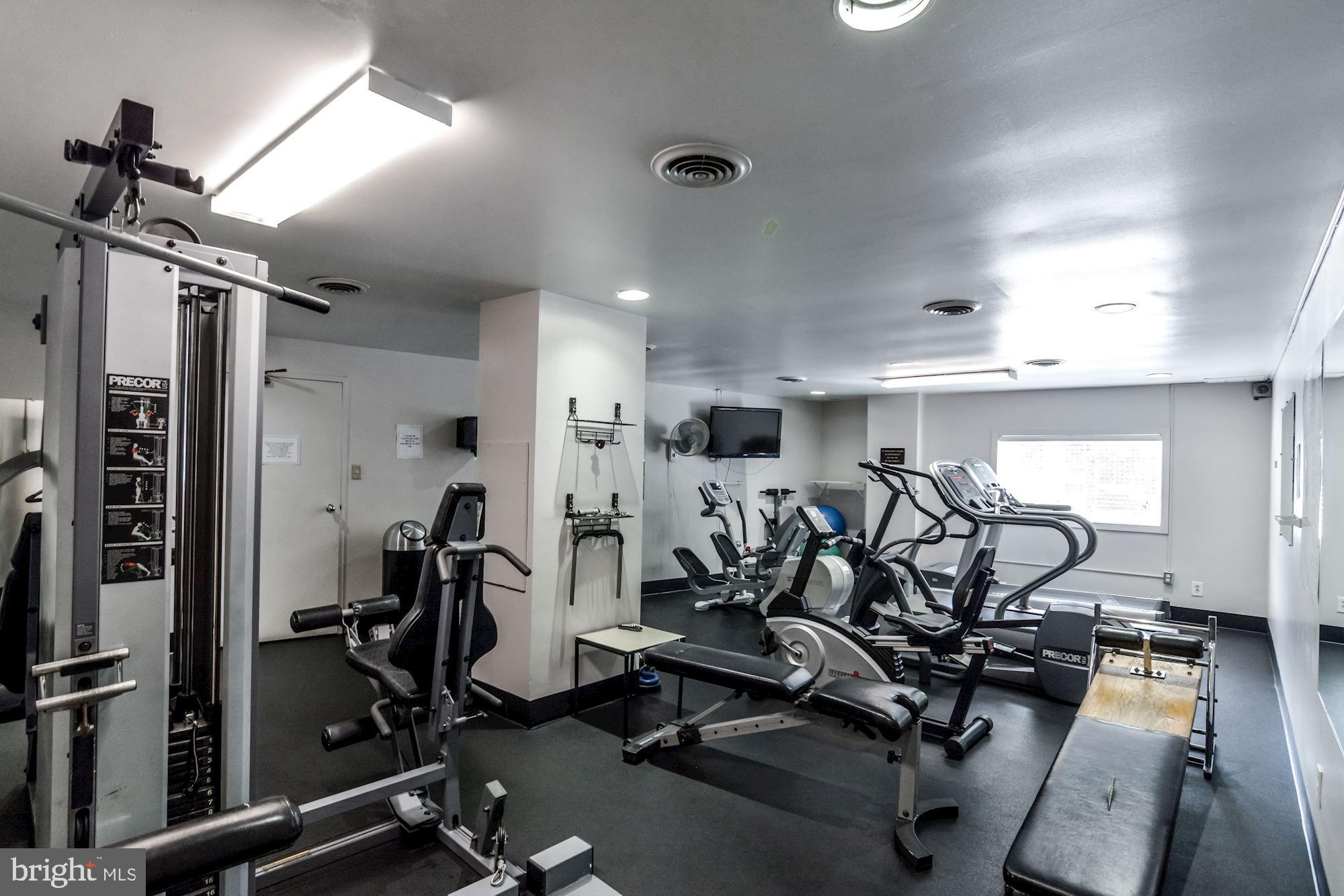 CARLYLE HOUSE - Residential Lease