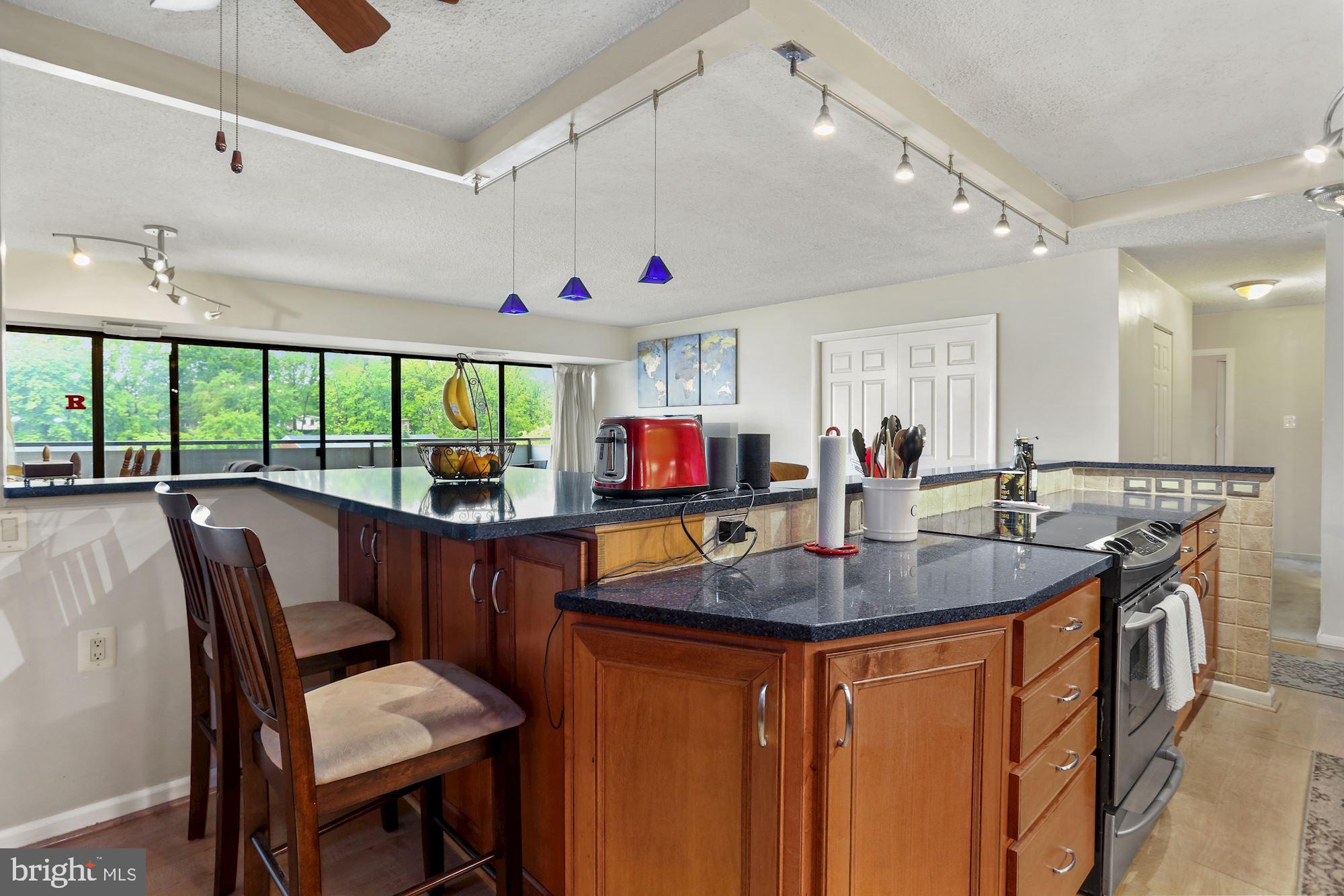 CARLYLE HOUSE - Residential Lease