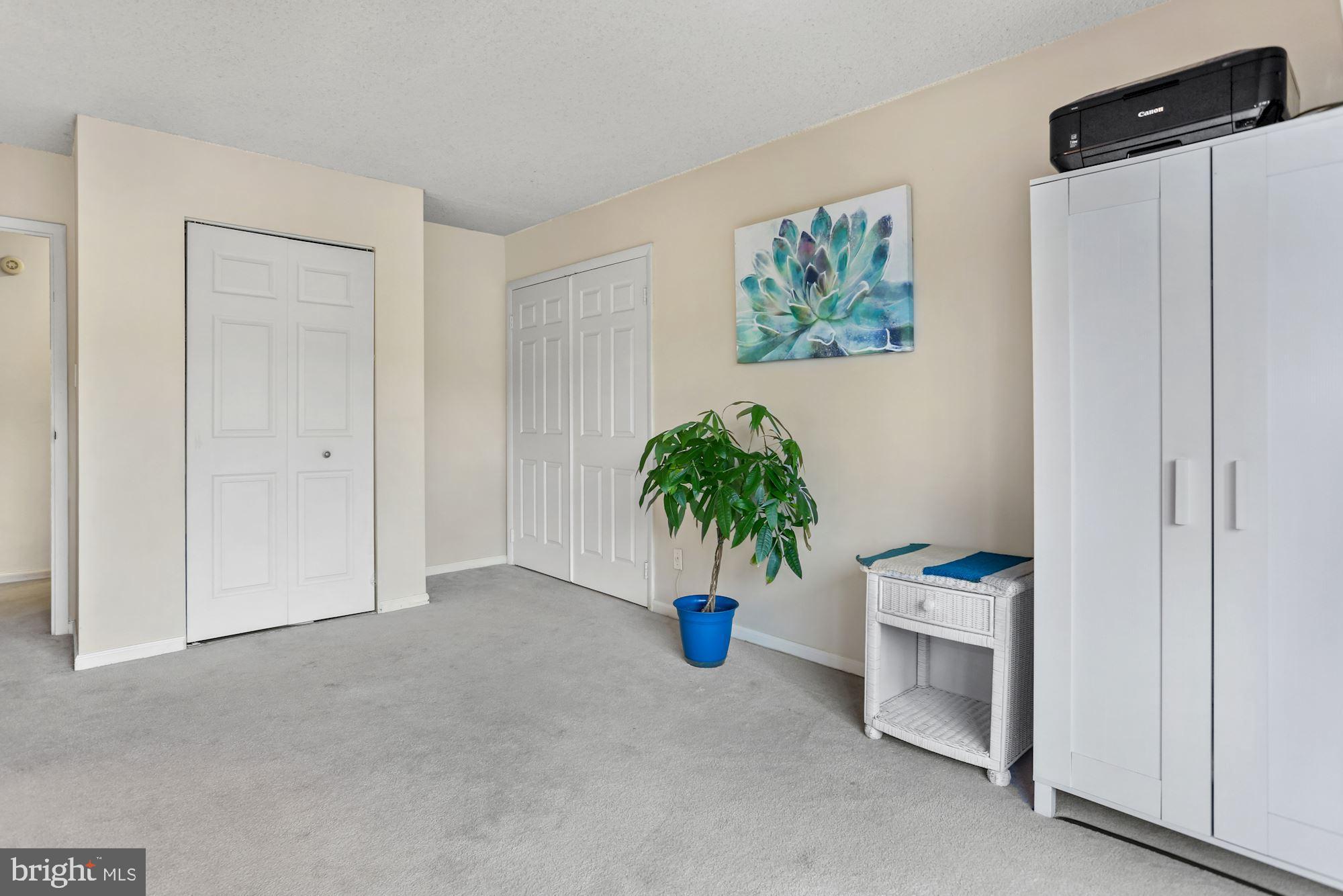 CARLYLE HOUSE - Residential Lease