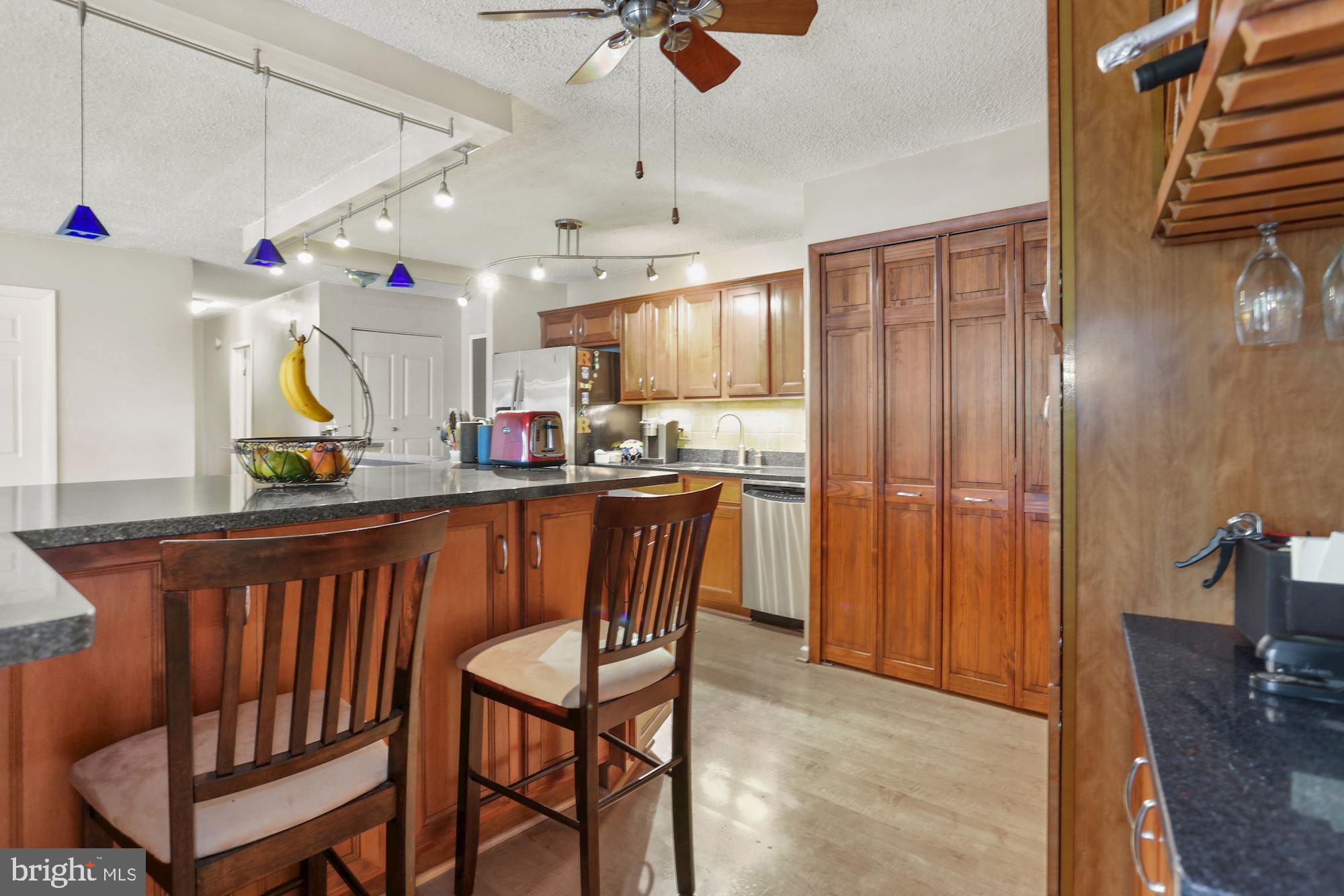 CARLYLE HOUSE - Residential Lease