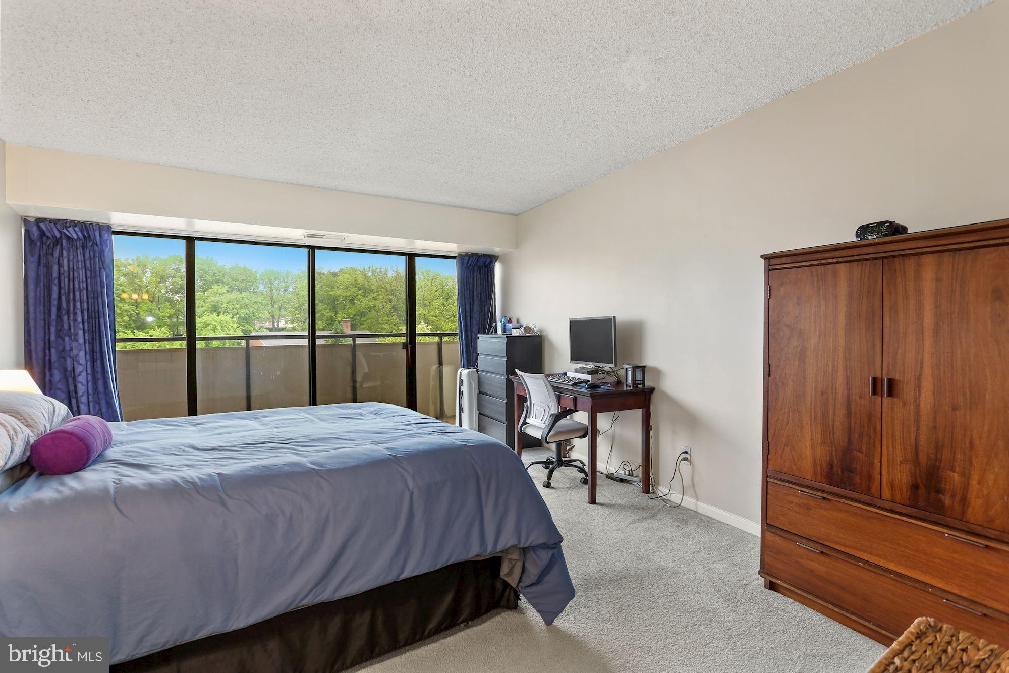 CARLYLE HOUSE - Residential Lease